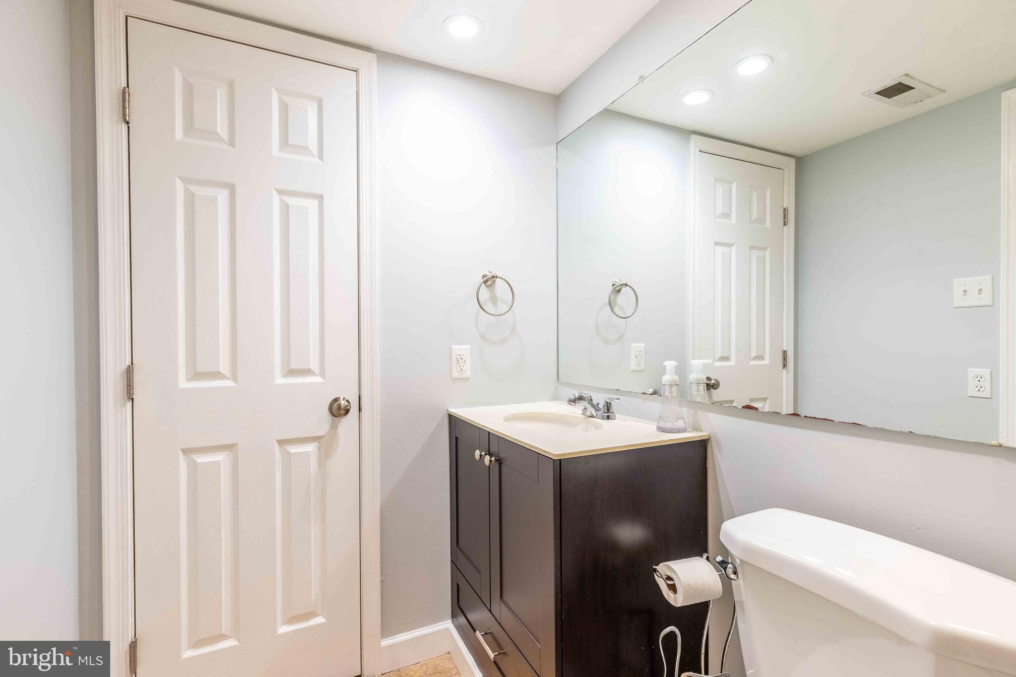 PAINTERS CROSSING - Residential Lease