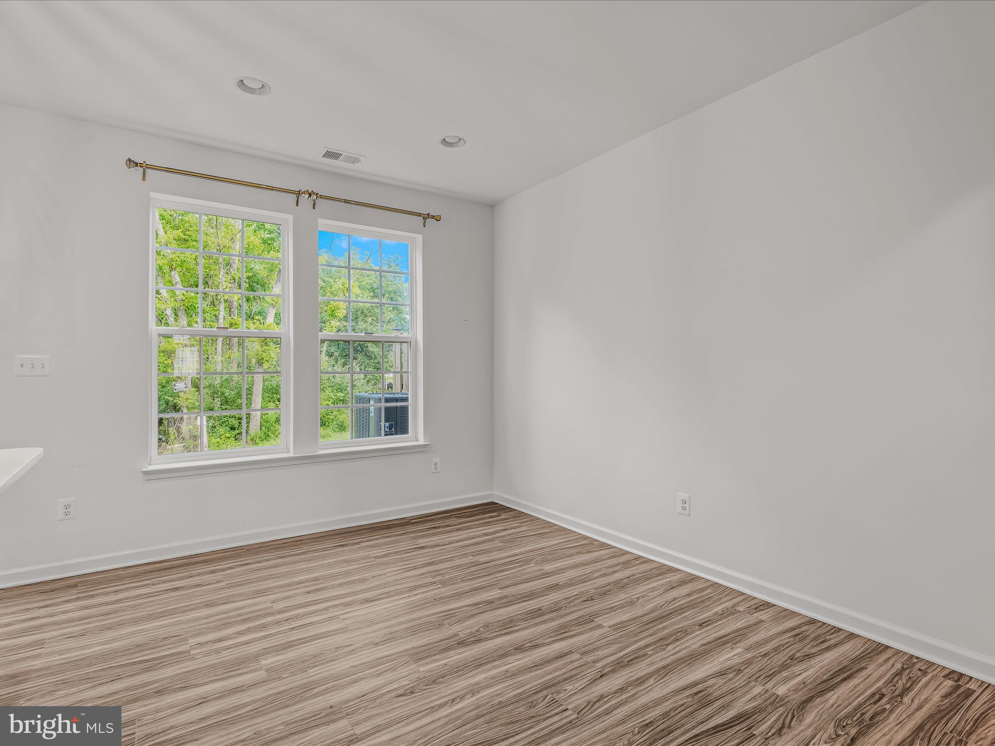 MCCAULEY CROSSING - Residential