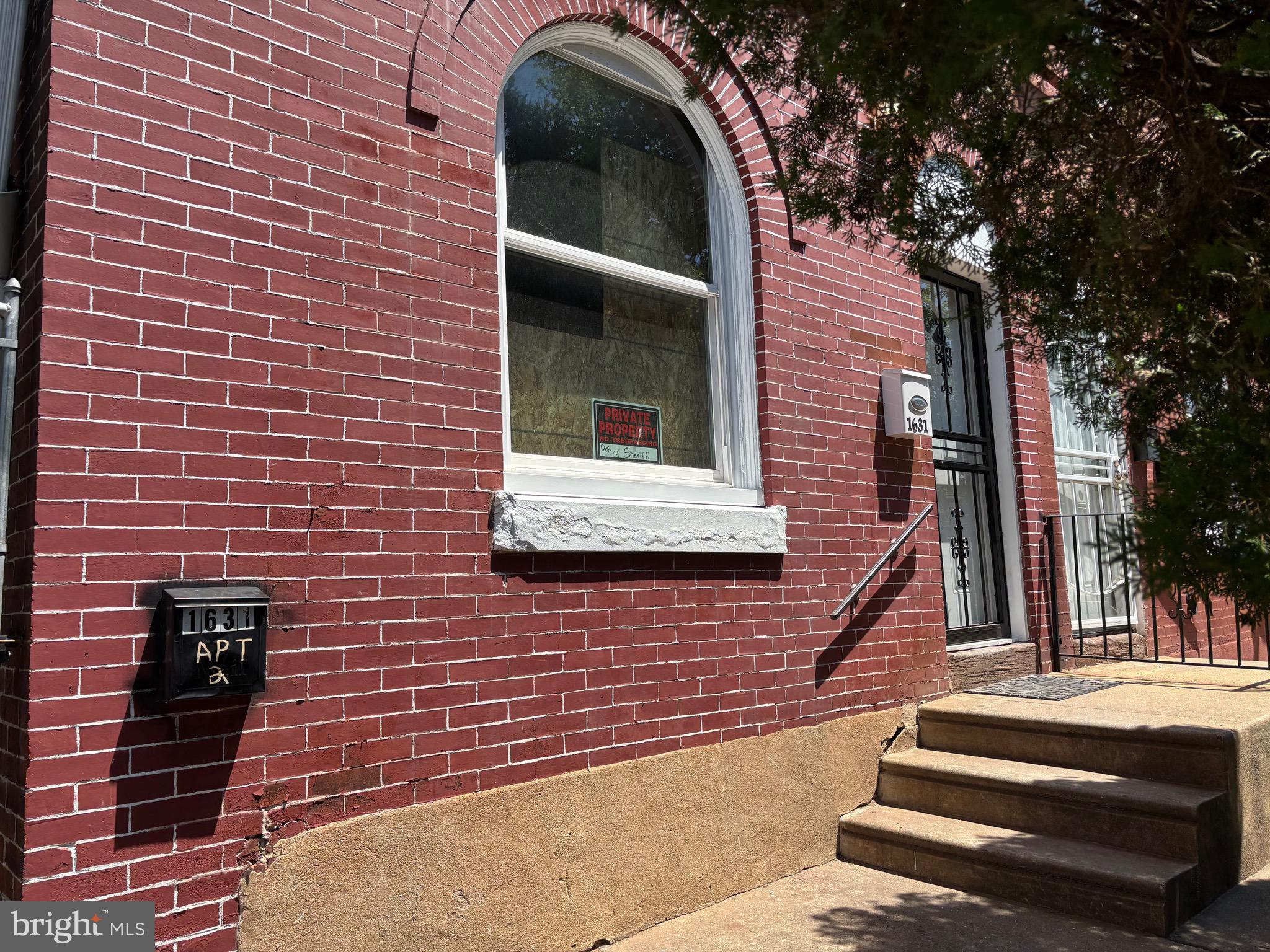 1631 WAKELING STREET
