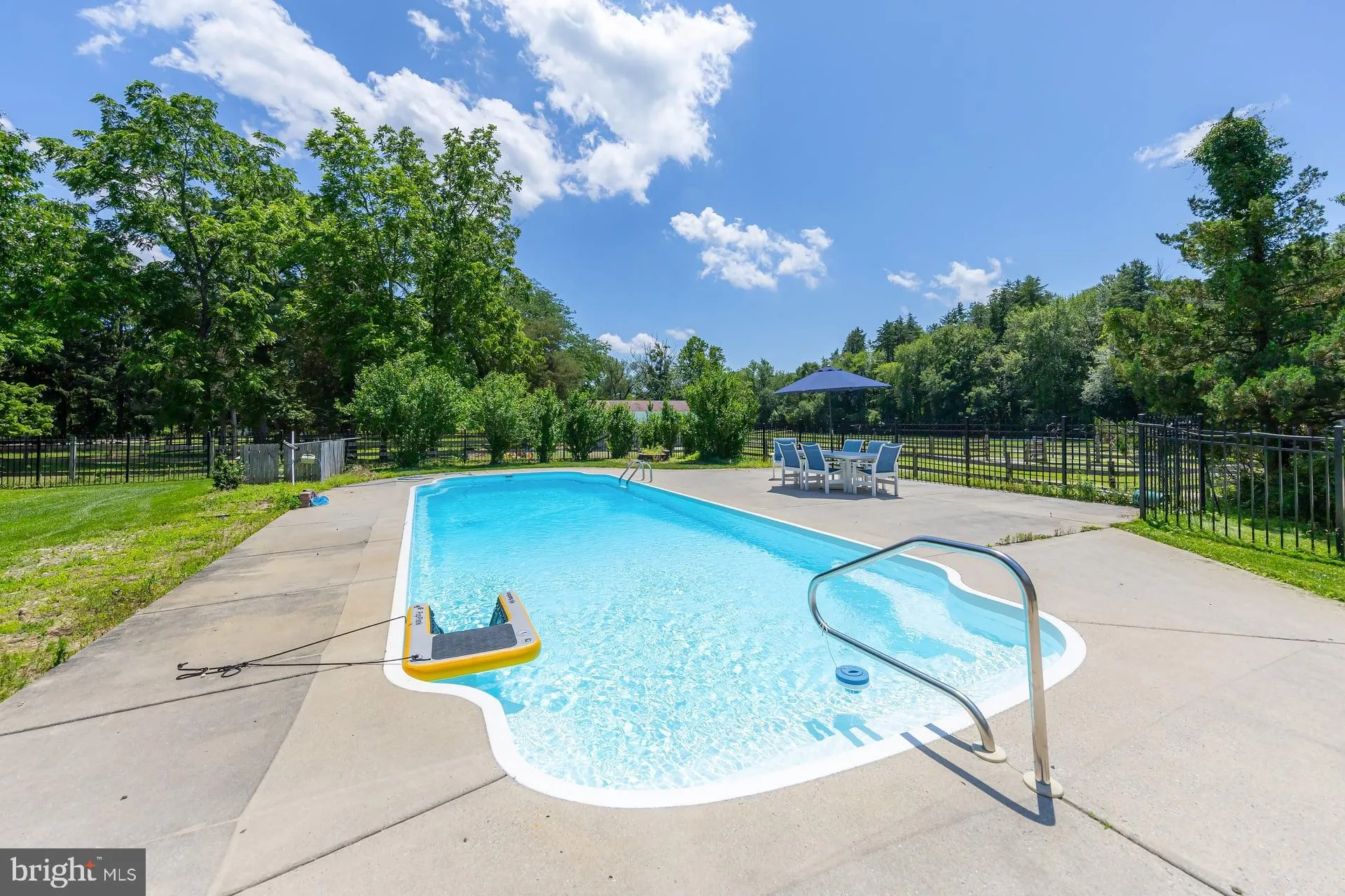 Egg Harbor City, New Jersey 08215, United States, 4 Bedrooms Bedrooms, ,3 BathroomsBathrooms,Residential,Active,156219