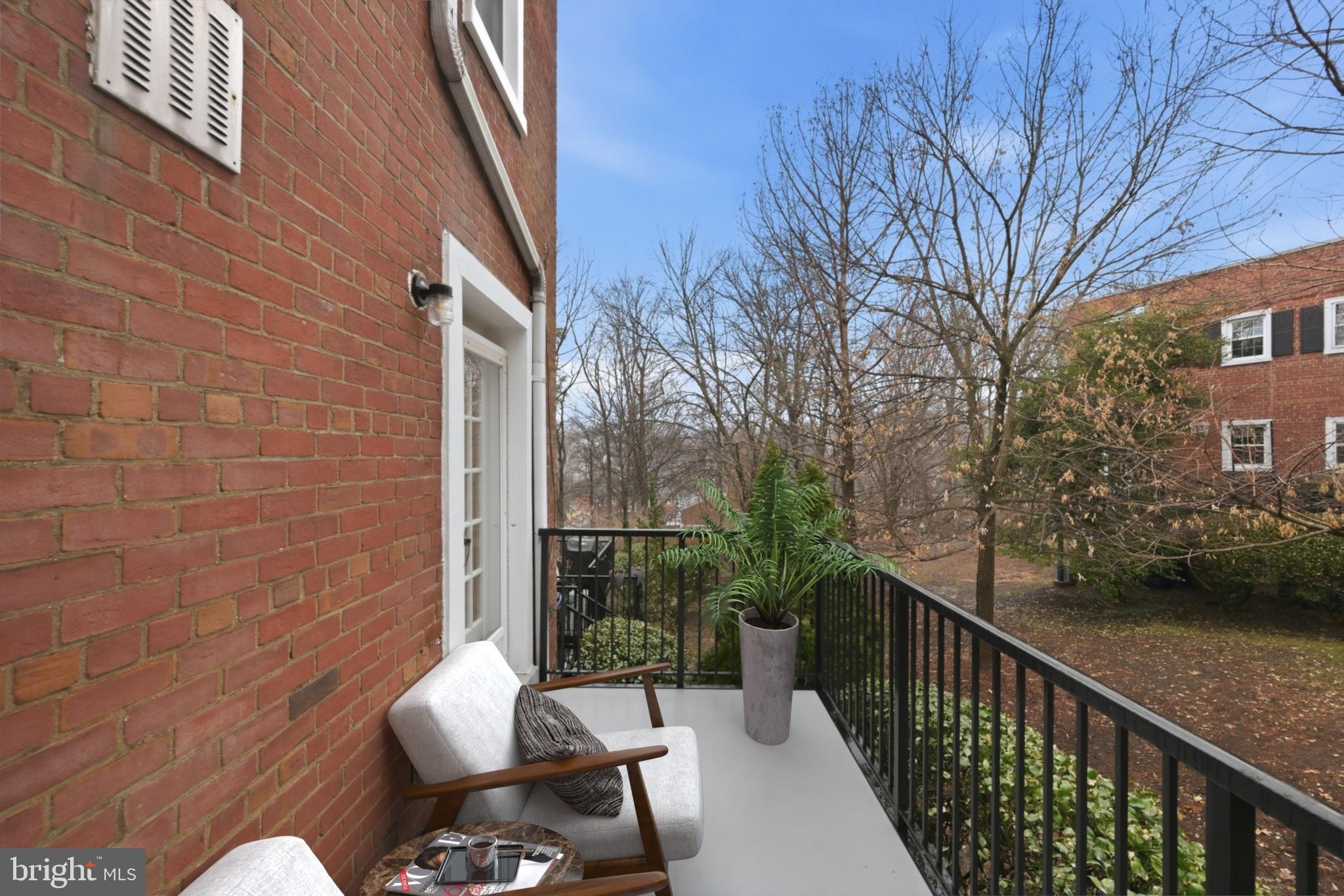 FAIRLINGTON VILLAGES - Residential