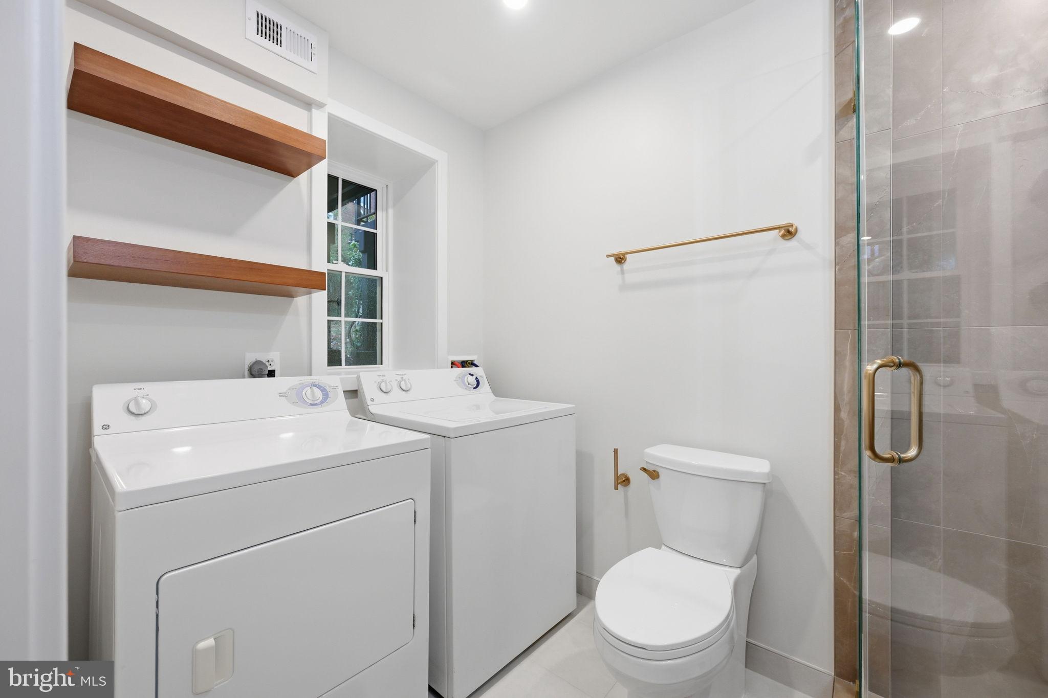 FAIRLINGTON VILLAGES - Residential