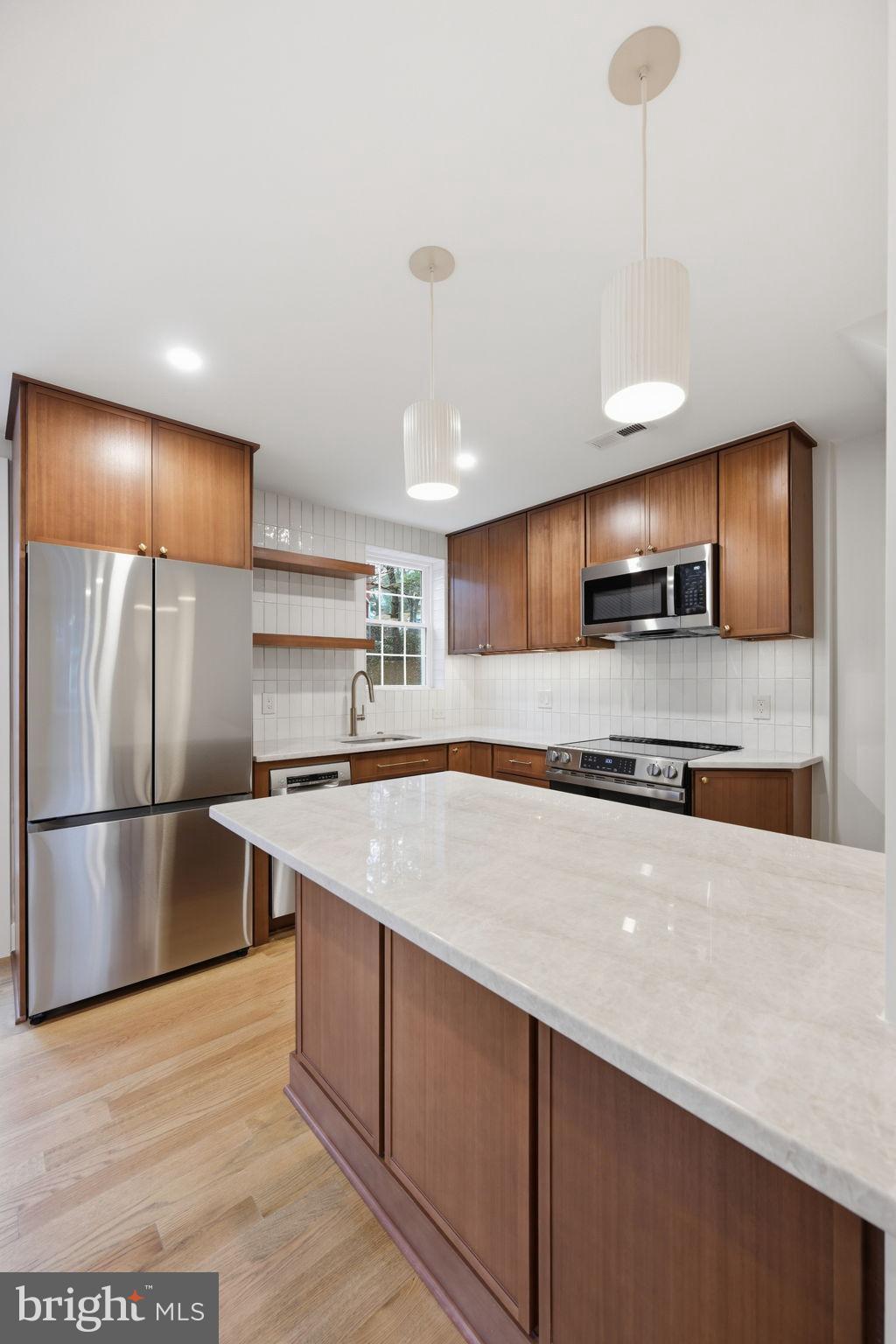 FAIRLINGTON VILLAGES - Residential