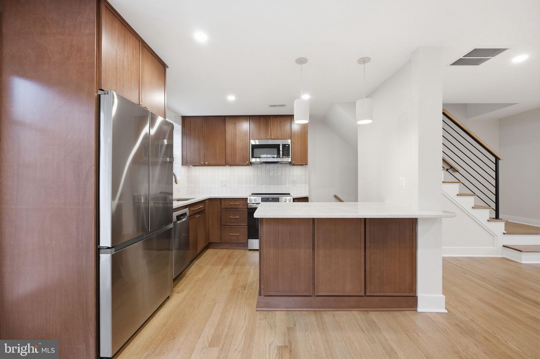 FAIRLINGTON VILLAGES - Residential