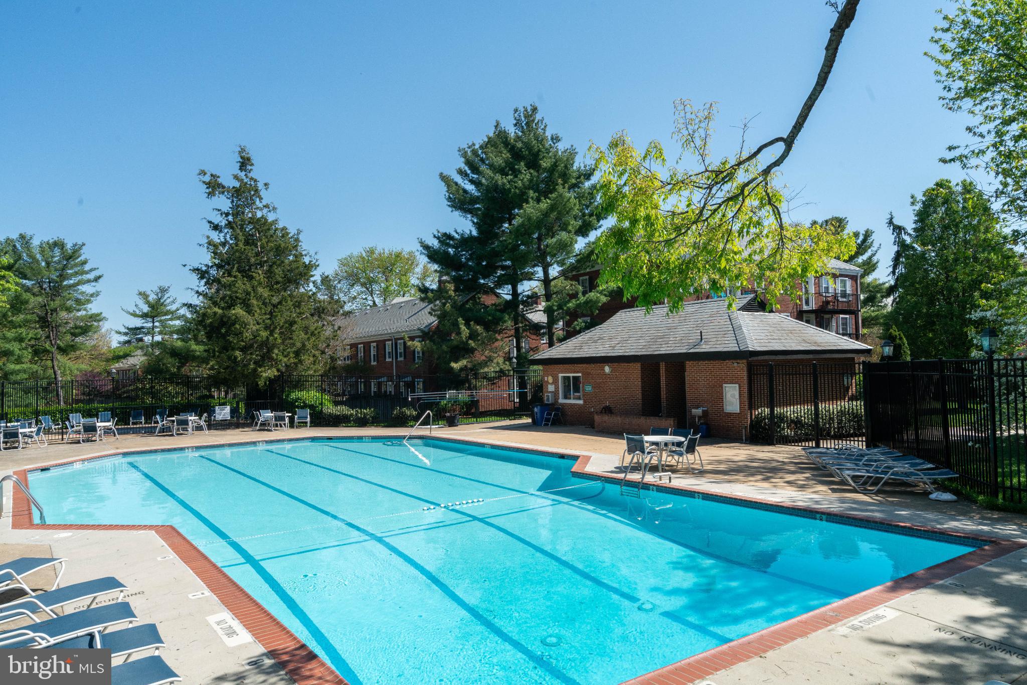FAIRLINGTON VILLAGES - Residential