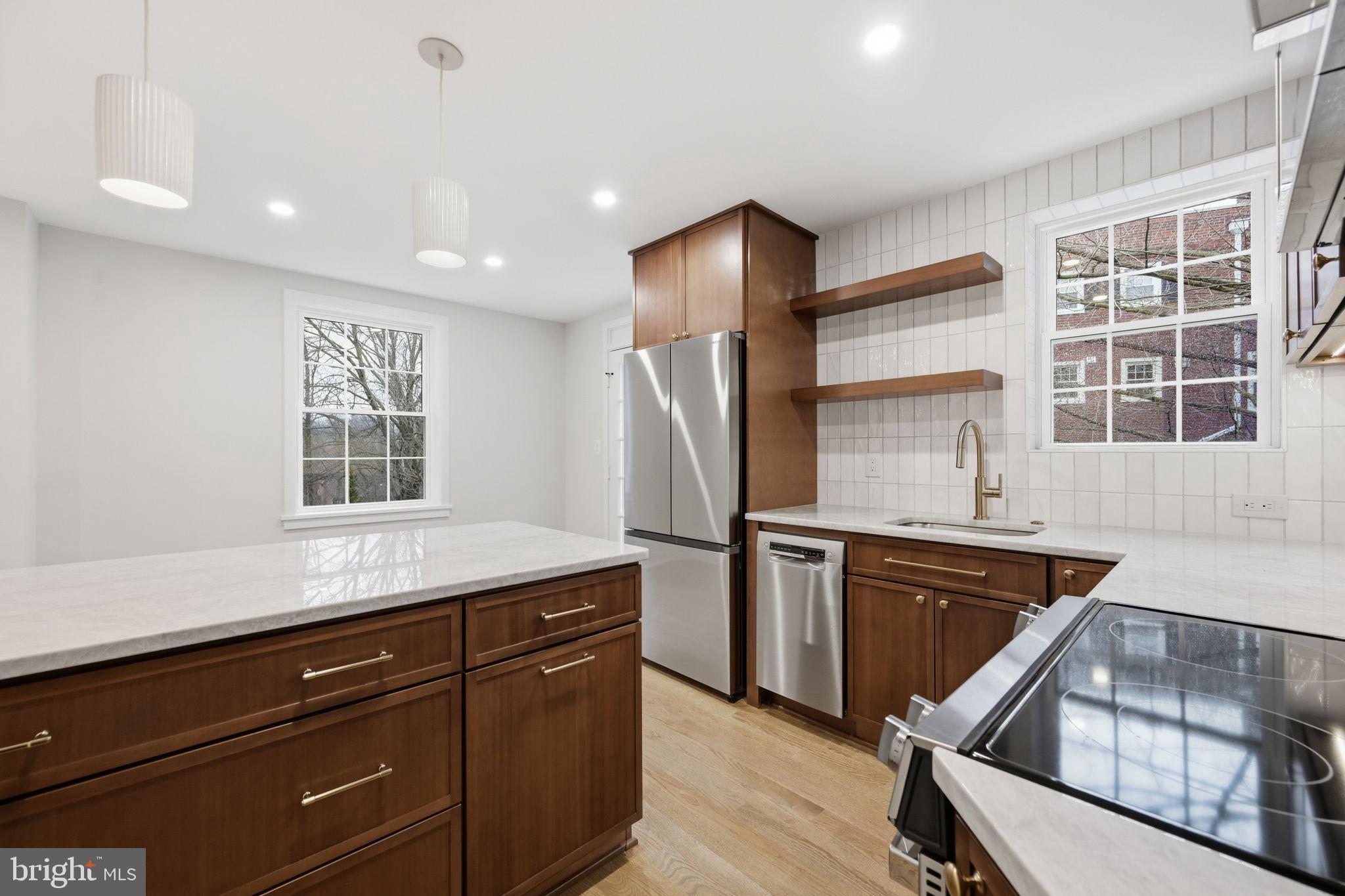 FAIRLINGTON VILLAGES - Residential