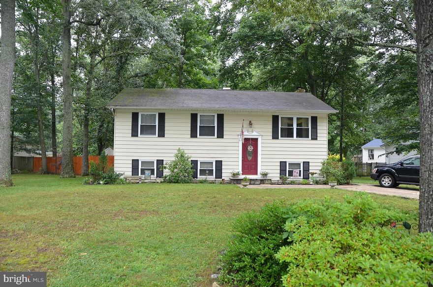 SHORT SALE WAS PREVIOUSLY APPROVED AND BUYER HAD TO RELOCATE OUT OF STATE--BACK ON THE MARKET!! SOUGHT AFTER PATUXENT MANOR OFFERS A STONE FIREPLACE IN THE FAMILY ROOM--UPDATED KITCHEN AND BATHS--ALL DRYWALL HAS BEEN REPLACED--CROWN MOLDING--NEWER CLOSET DOORS--NEWER WINDOWS--NEWER OIL TANK.  SEPTIC HAS ALREADY BEEN TESTED AND SELLERS RECENTLY CHLORINATED WELL--GREAT HOUSE--BLUE RIBBON SCHOOLS!