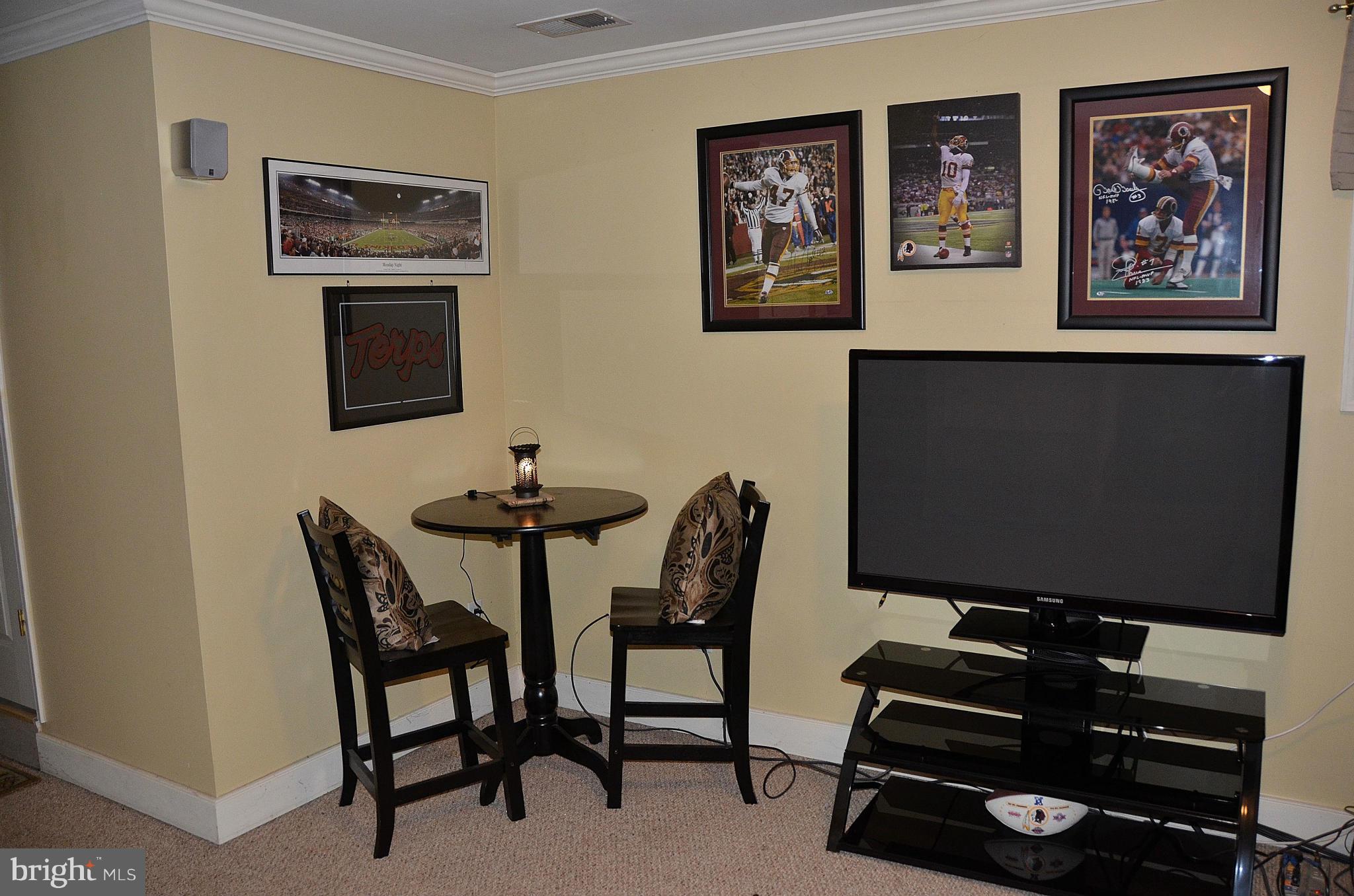 PATUXENT MANOR - Residential