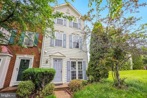20915 Killawog Terrace, Ashburn, VA MLS: VALO2097292