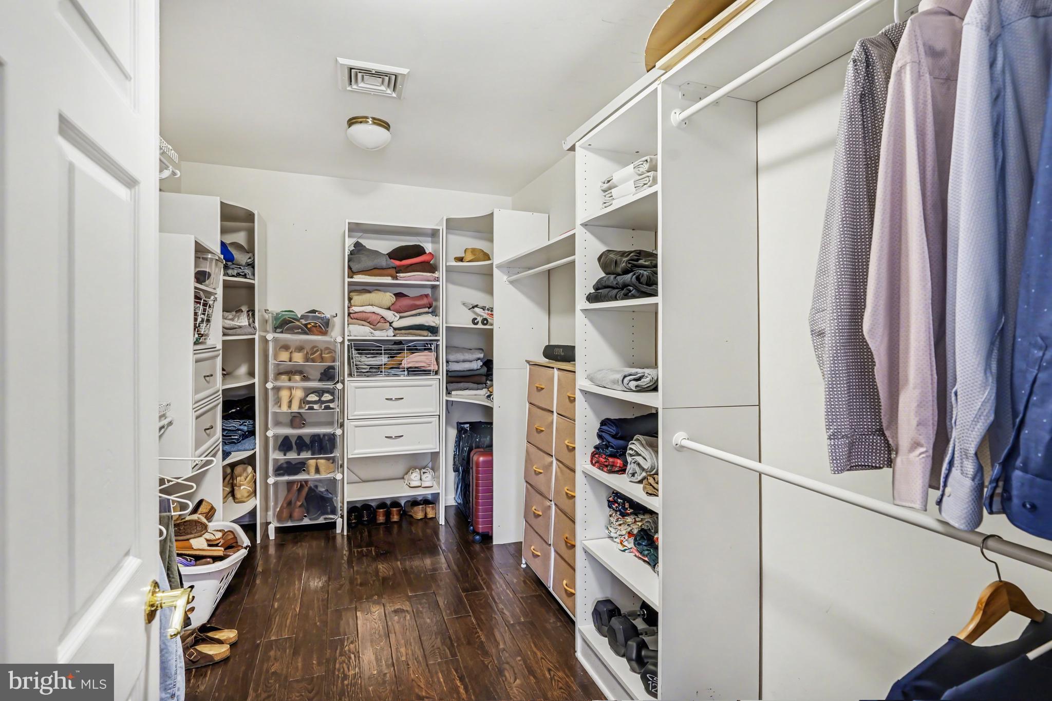 CANTERBURY - Residential