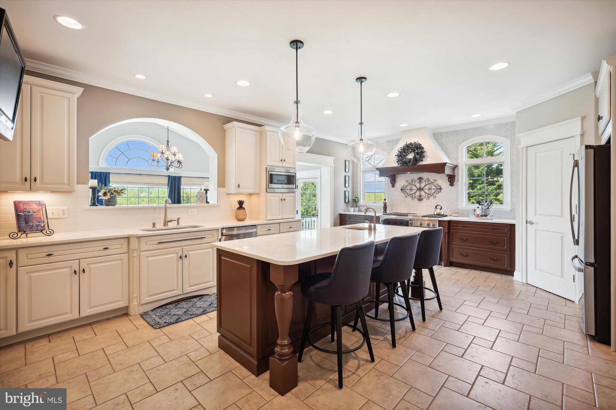 CHESSIE CROSSING - Residential