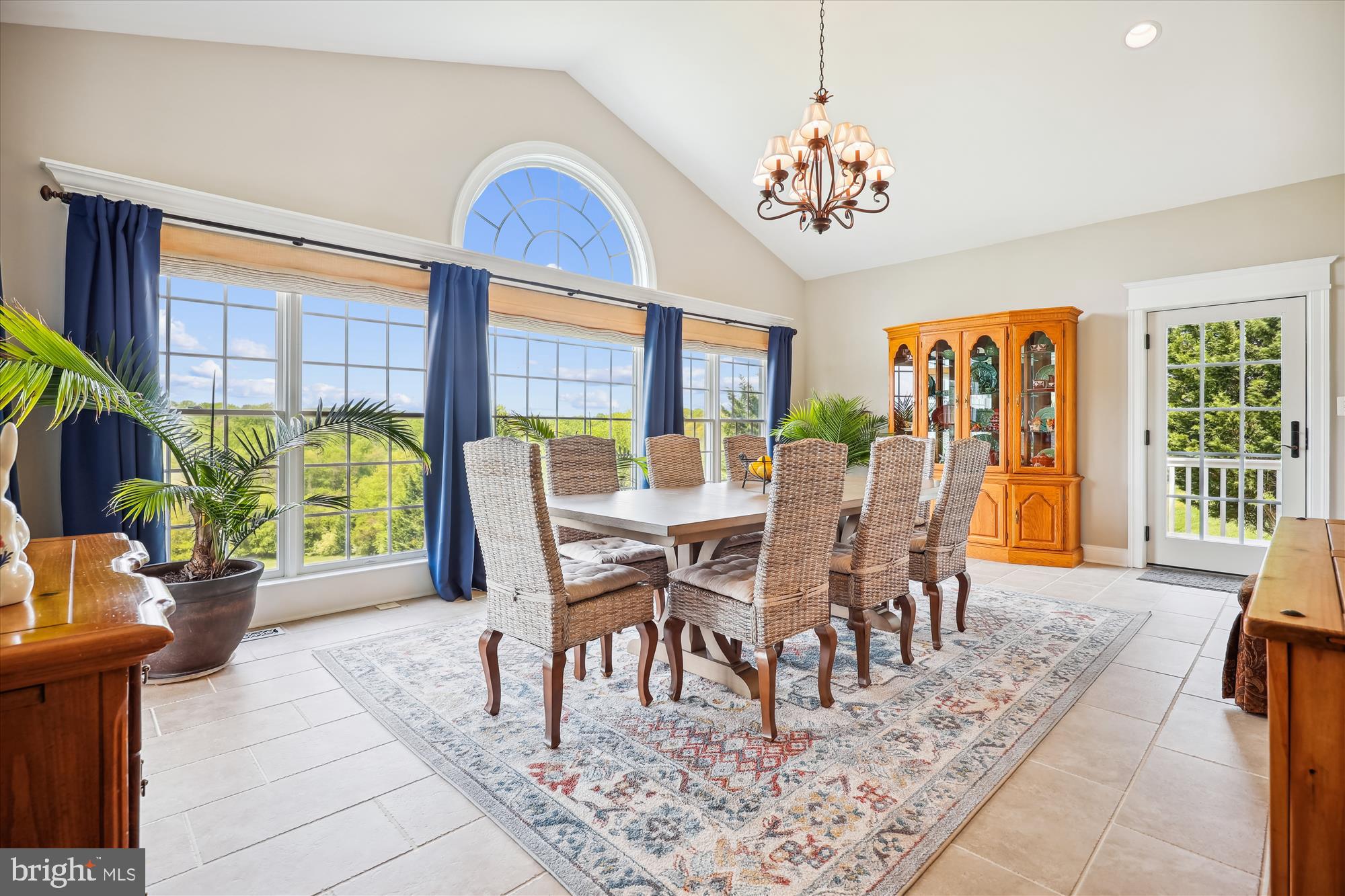 CHESSIE CROSSING - Residential