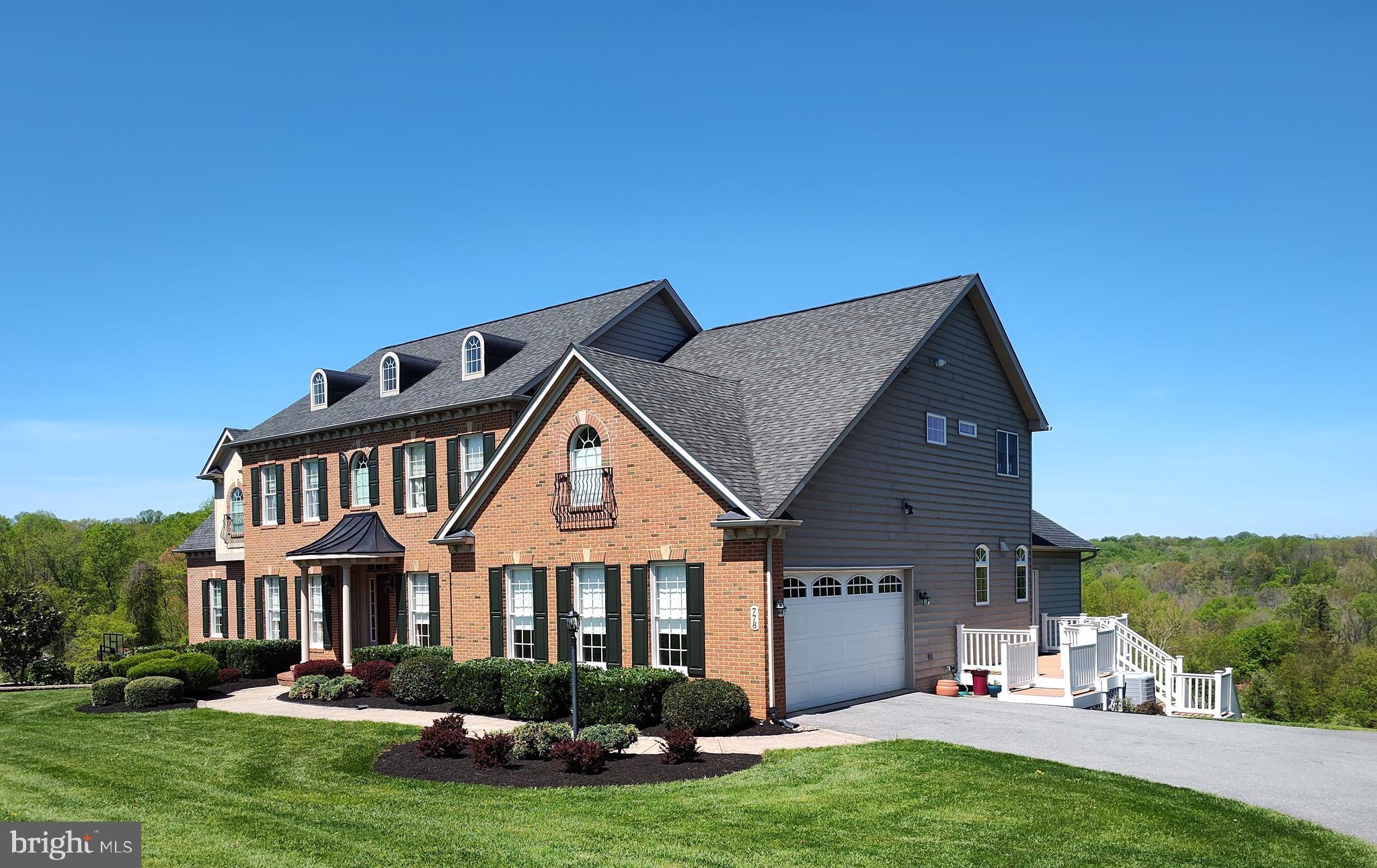 CHESSIE CROSSING - Residential