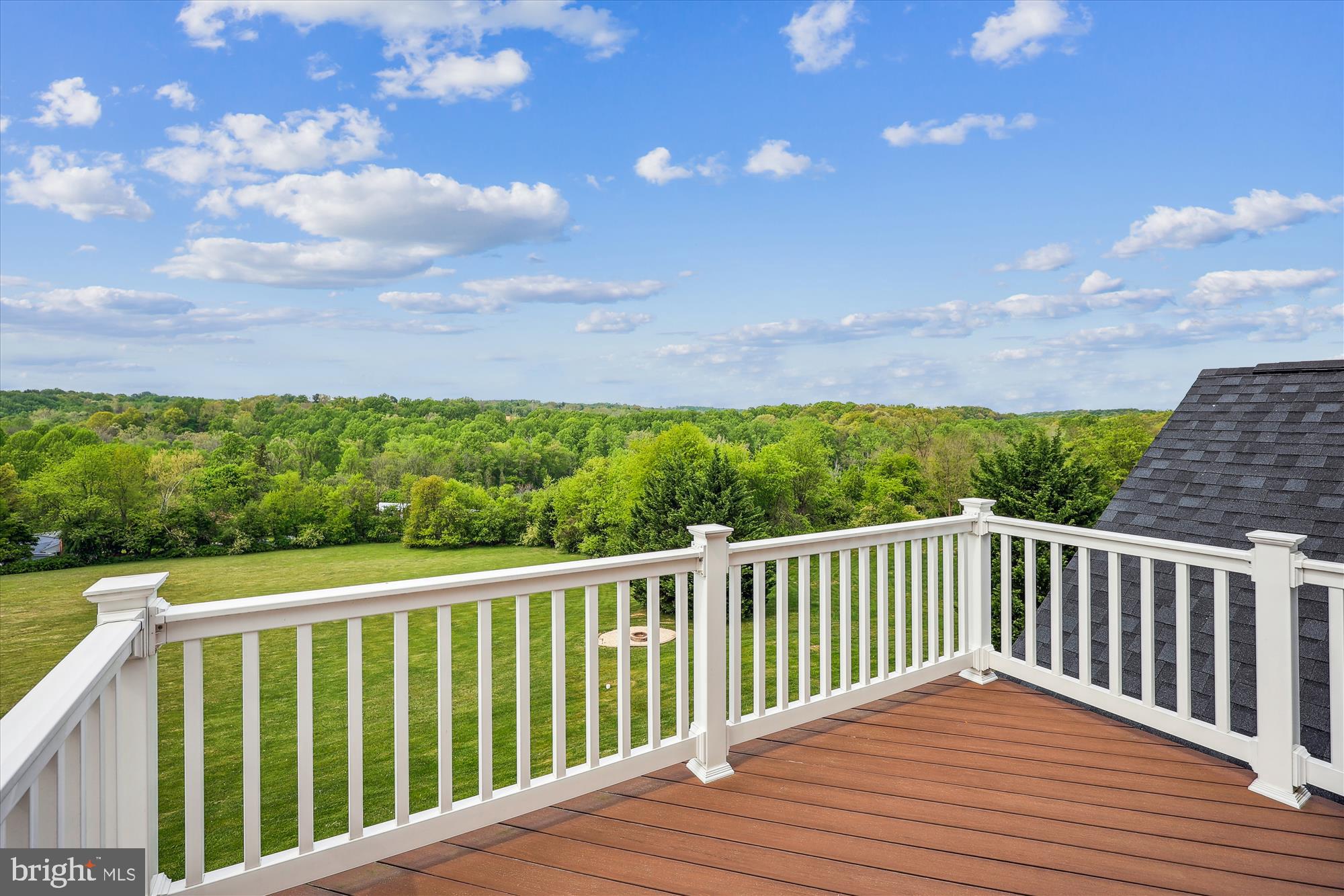 CHESSIE CROSSING - Residential