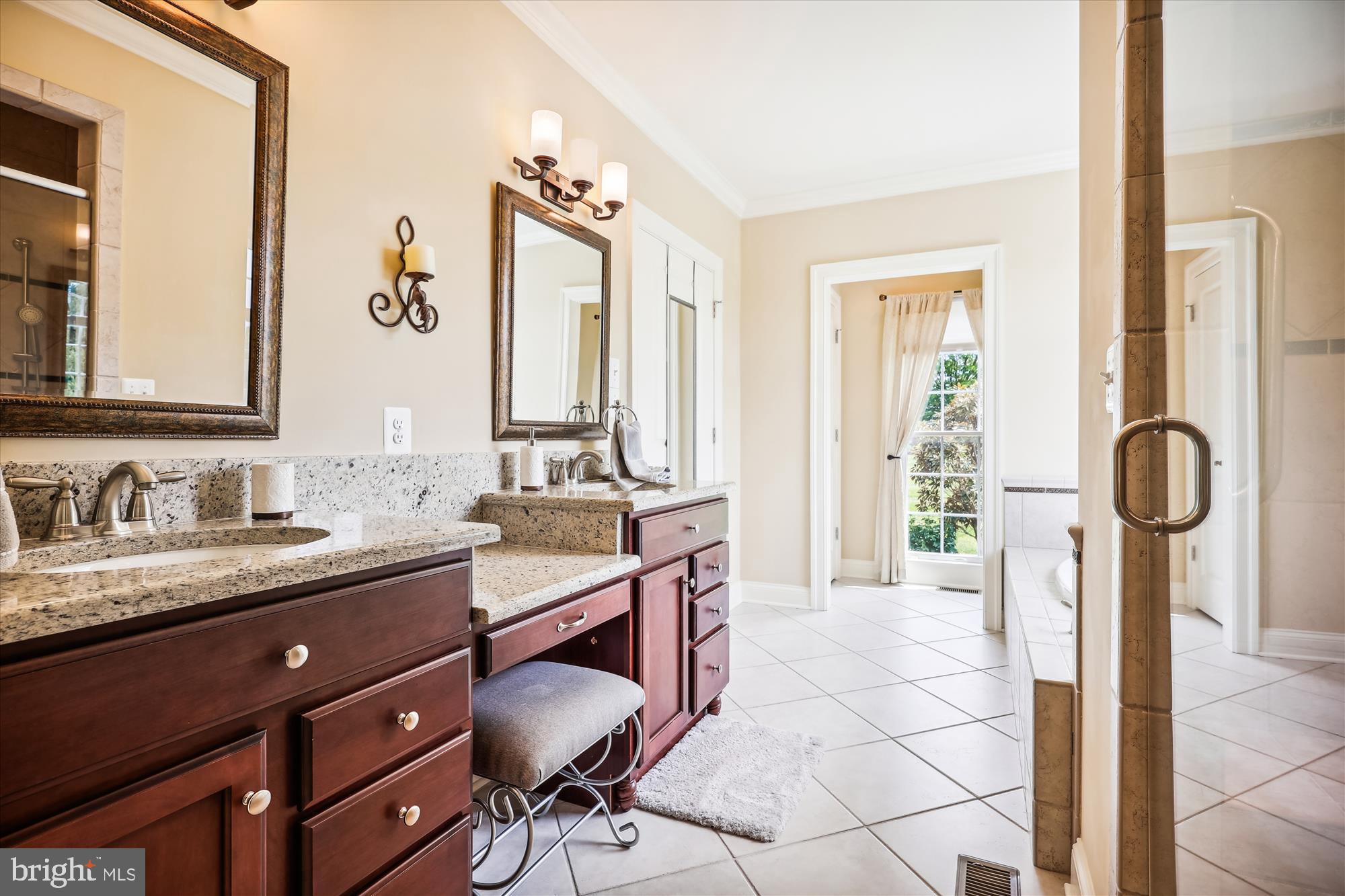 CHESSIE CROSSING - Residential