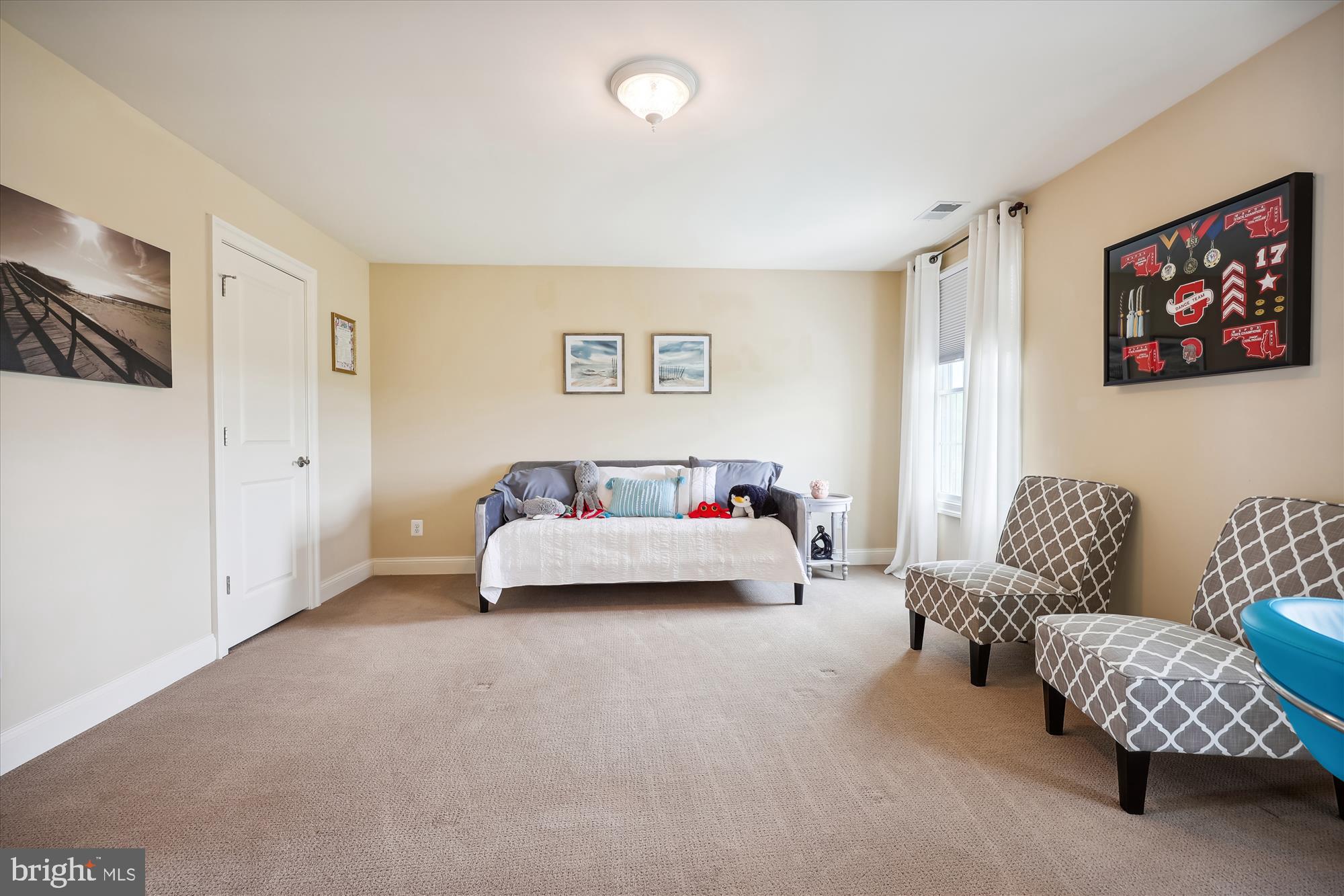 CHESSIE CROSSING - Residential