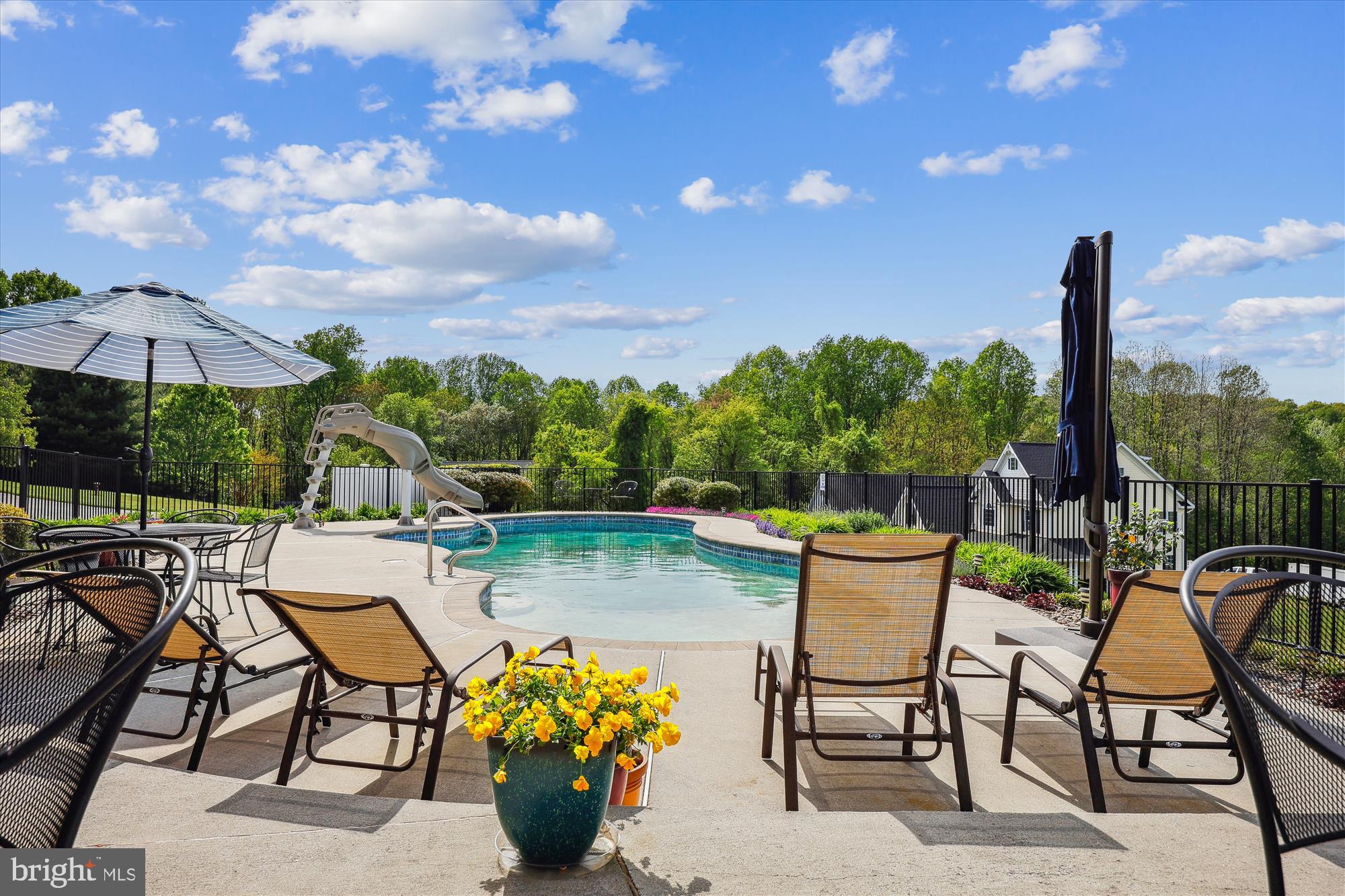 CHESSIE CROSSING - Residential