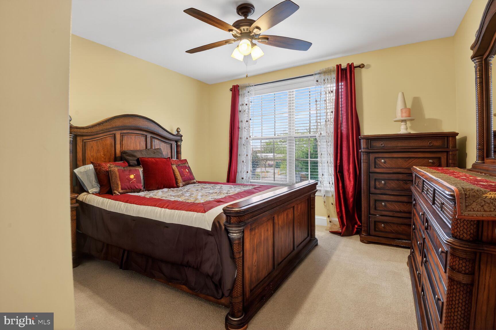 COTTAGE FARMS - Residential