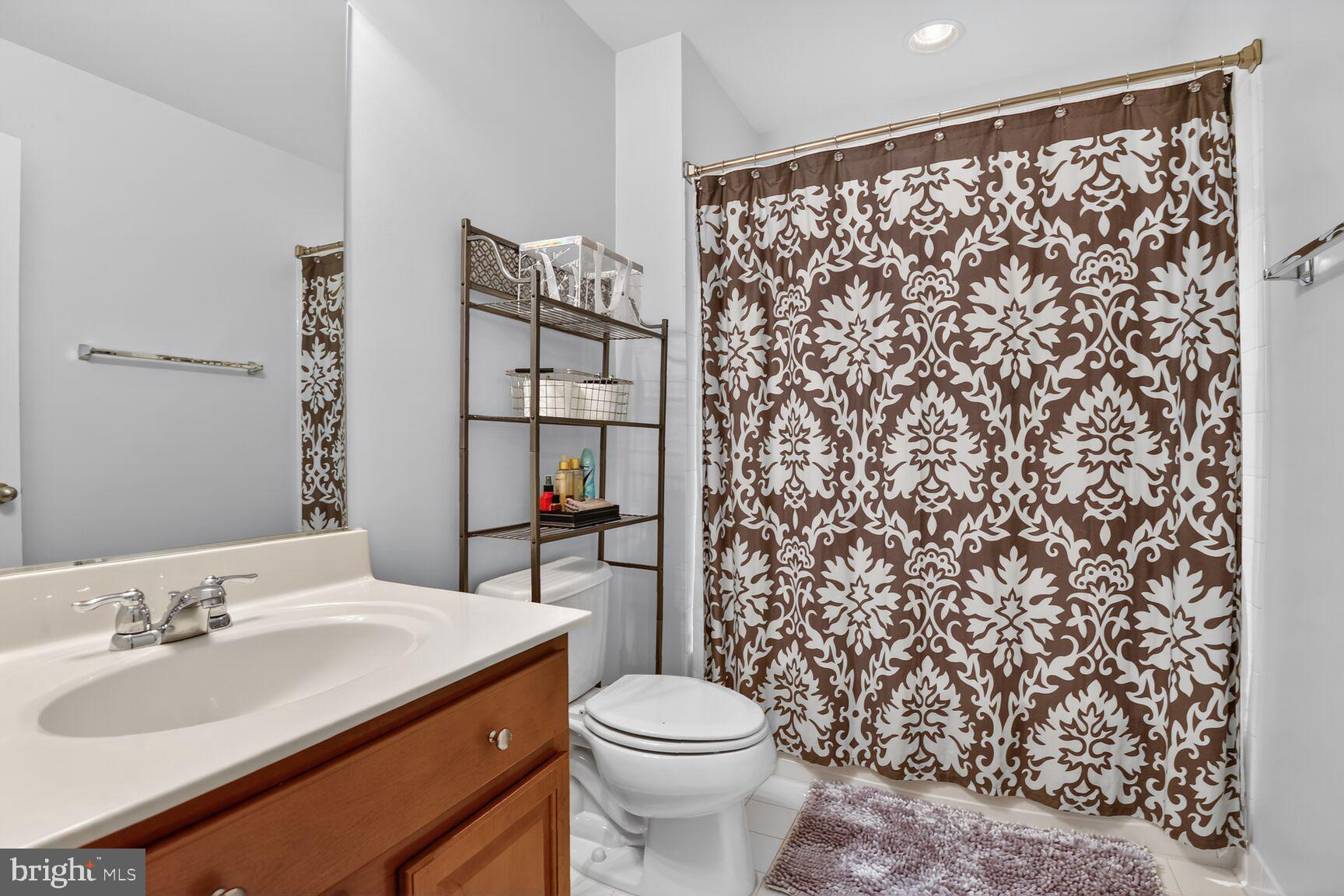 COTTAGE FARMS - Residential