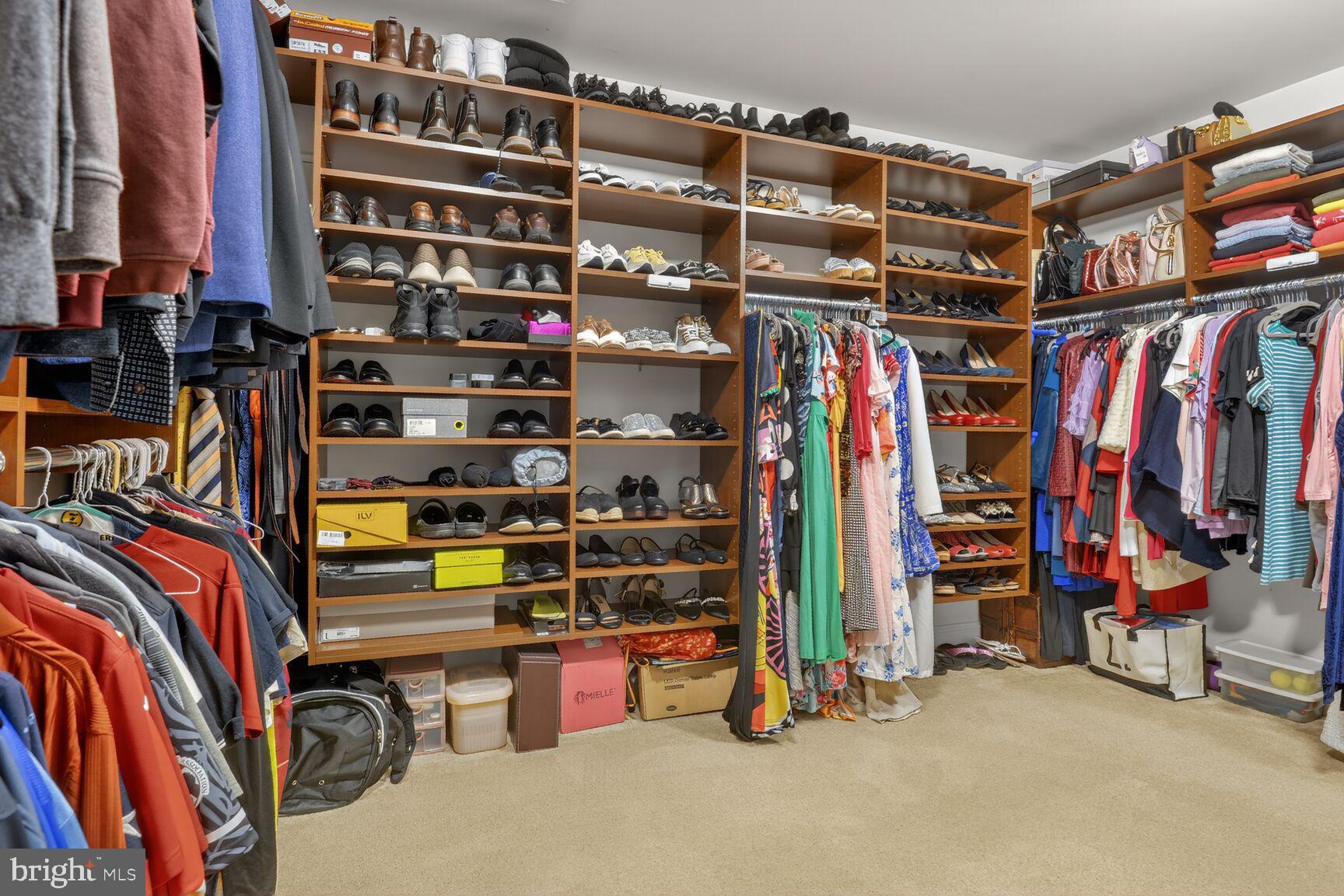 COTTAGE FARMS - Residential