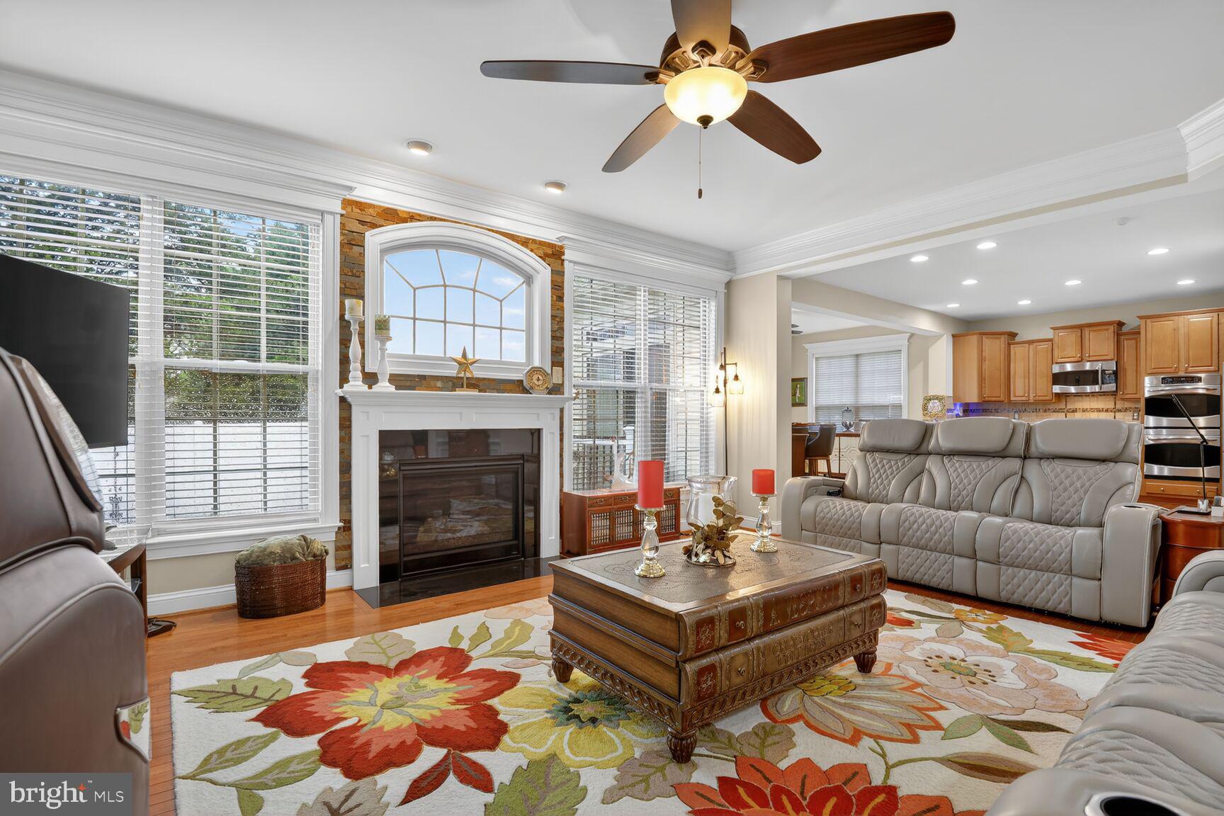 COTTAGE FARMS - Residential