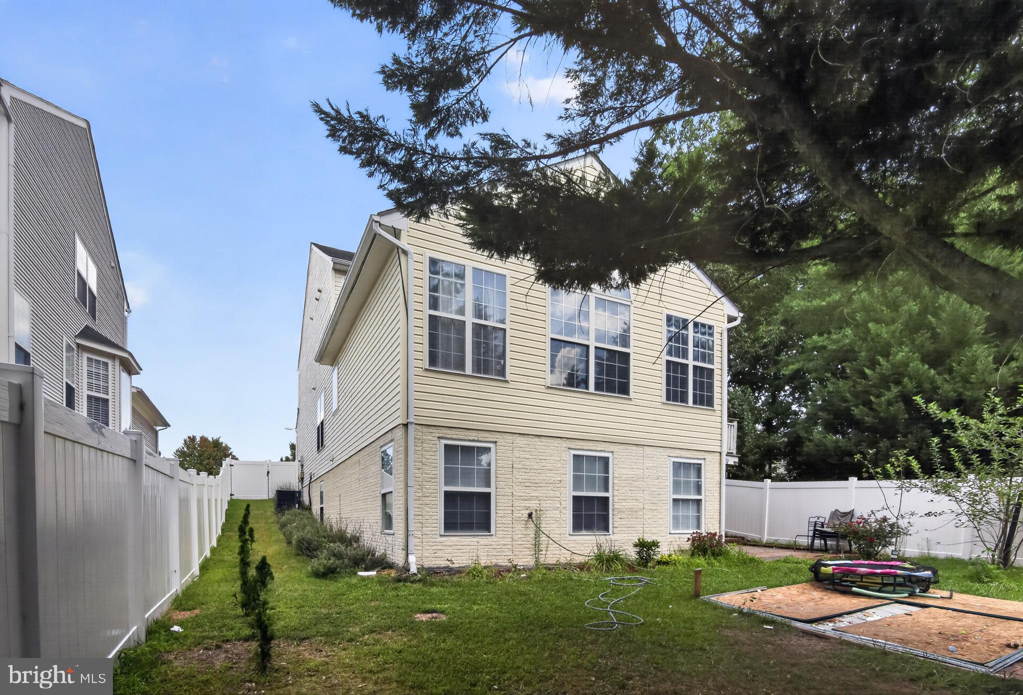 3301 TONY COURT
