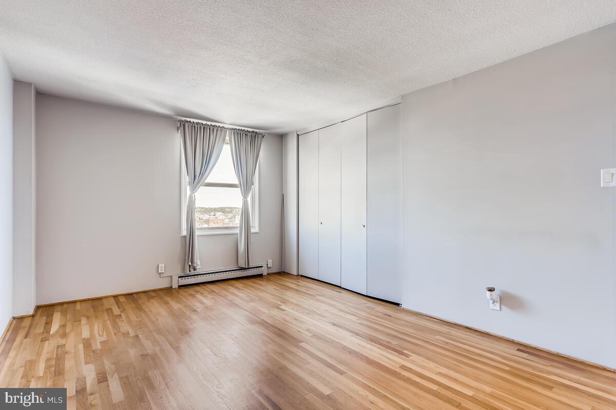 MOUNT VERNON PLACE HISTORIC DISTRICT - Residential Lease