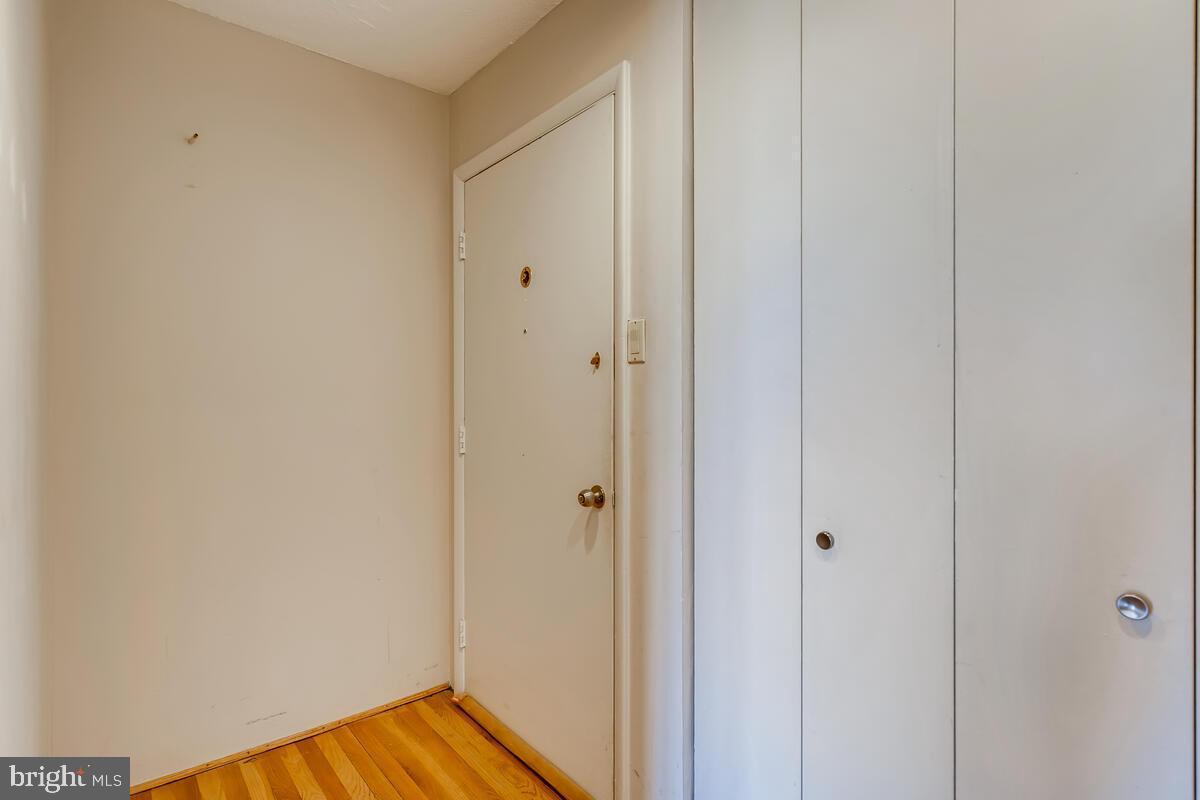 MOUNT VERNON PLACE HISTORIC DISTRICT - Residential Lease