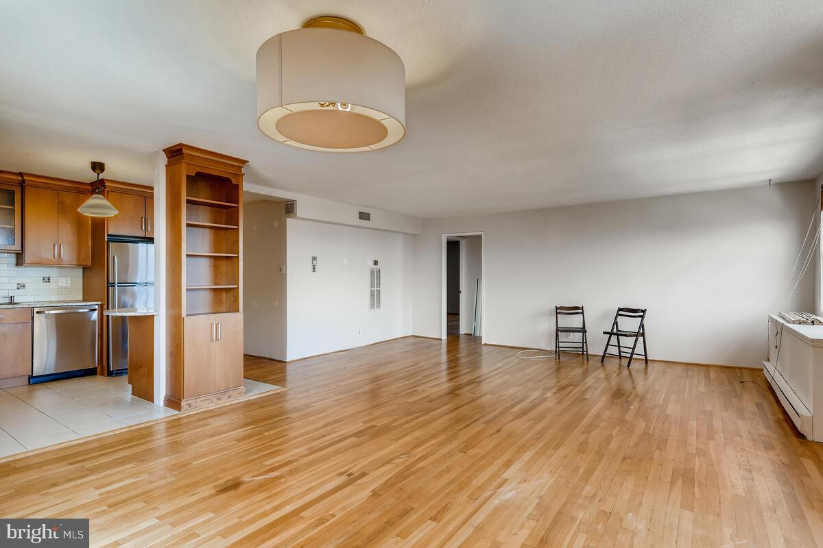 MOUNT VERNON PLACE HISTORIC DISTRICT - Residential Lease