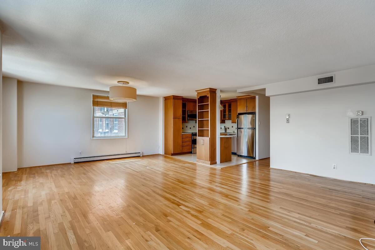 MOUNT VERNON PLACE HISTORIC DISTRICT - Residential Lease