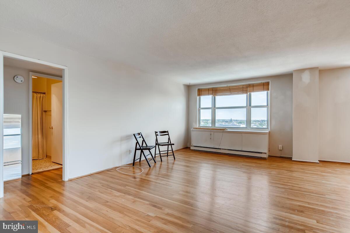 MOUNT VERNON PLACE HISTORIC DISTRICT - Residential Lease