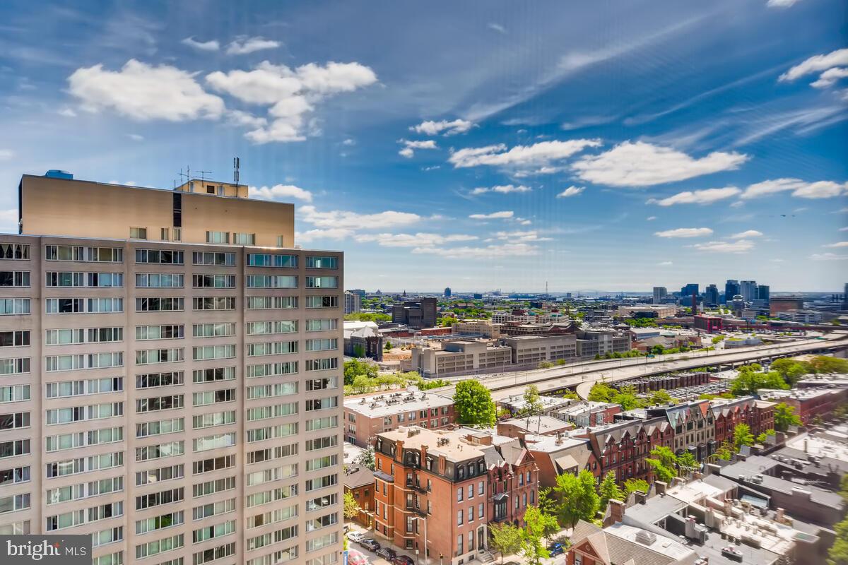 MOUNT VERNON PLACE HISTORIC DISTRICT - Residential Lease