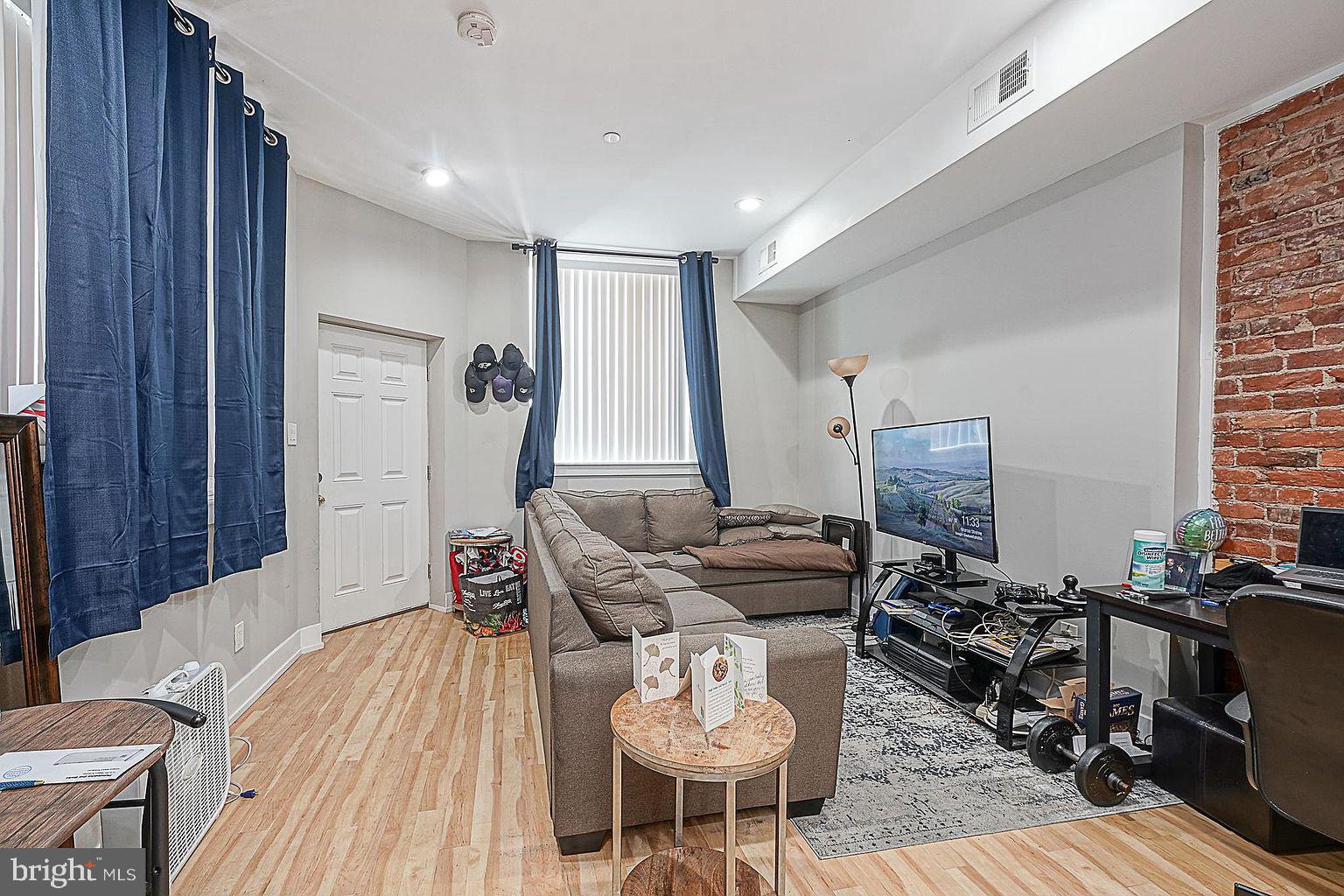 BREWERYTOWN - Residential Lease