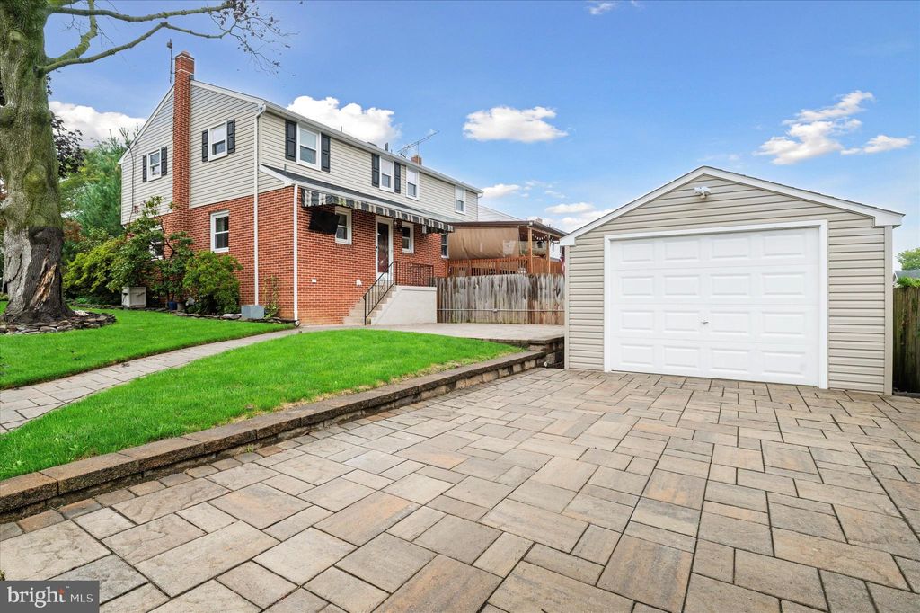 Photo of 1360 CALVERT LN, LANCASTER, PA 17603 (MLS # PALA2041442)