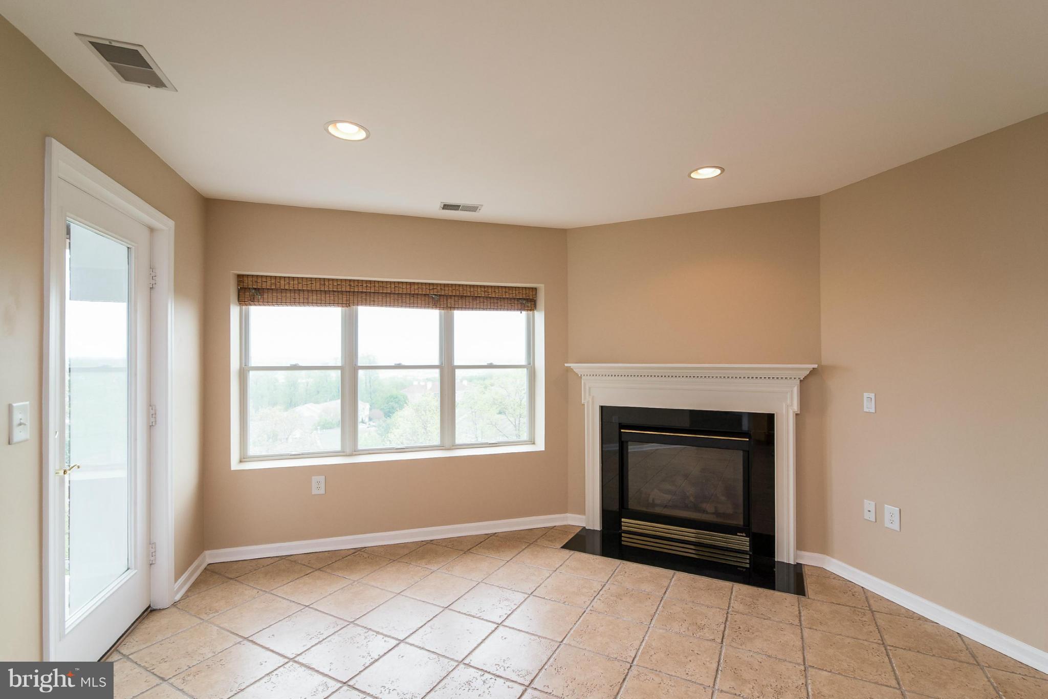 ROUNDWOOD RIDGE - Residential