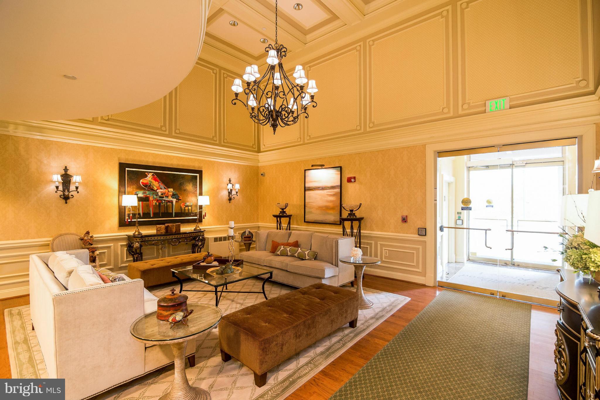 ROUNDWOOD RIDGE - Residential