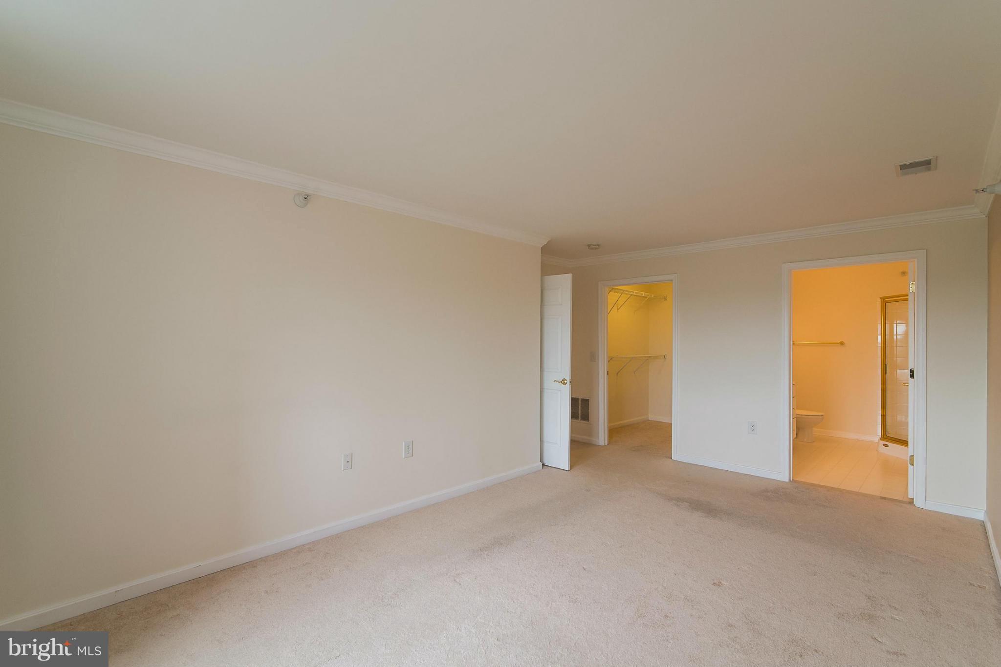 ROUNDWOOD RIDGE - Residential