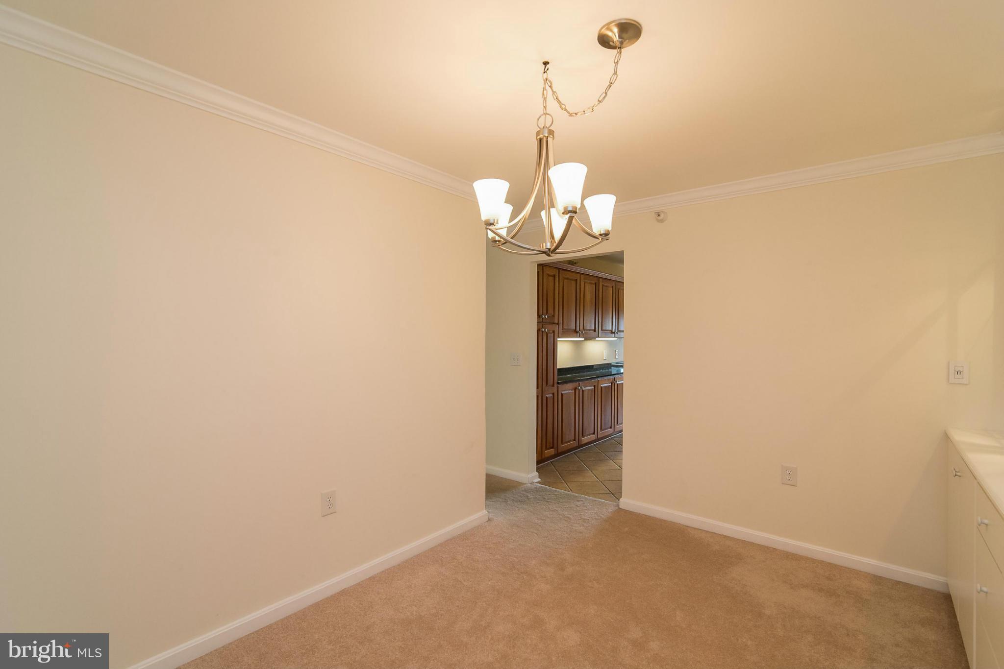 ROUNDWOOD RIDGE - Residential