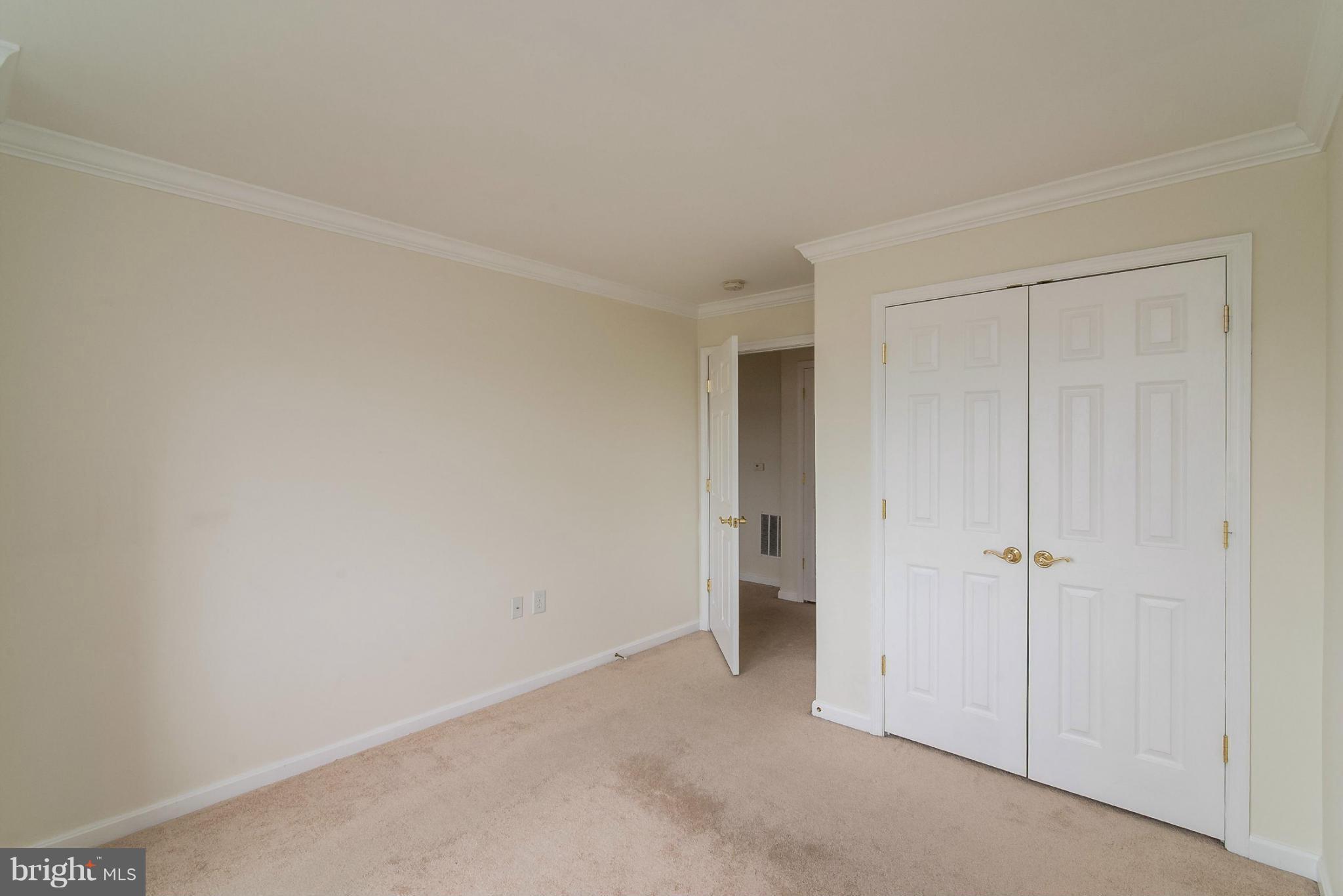 ROUNDWOOD RIDGE - Residential