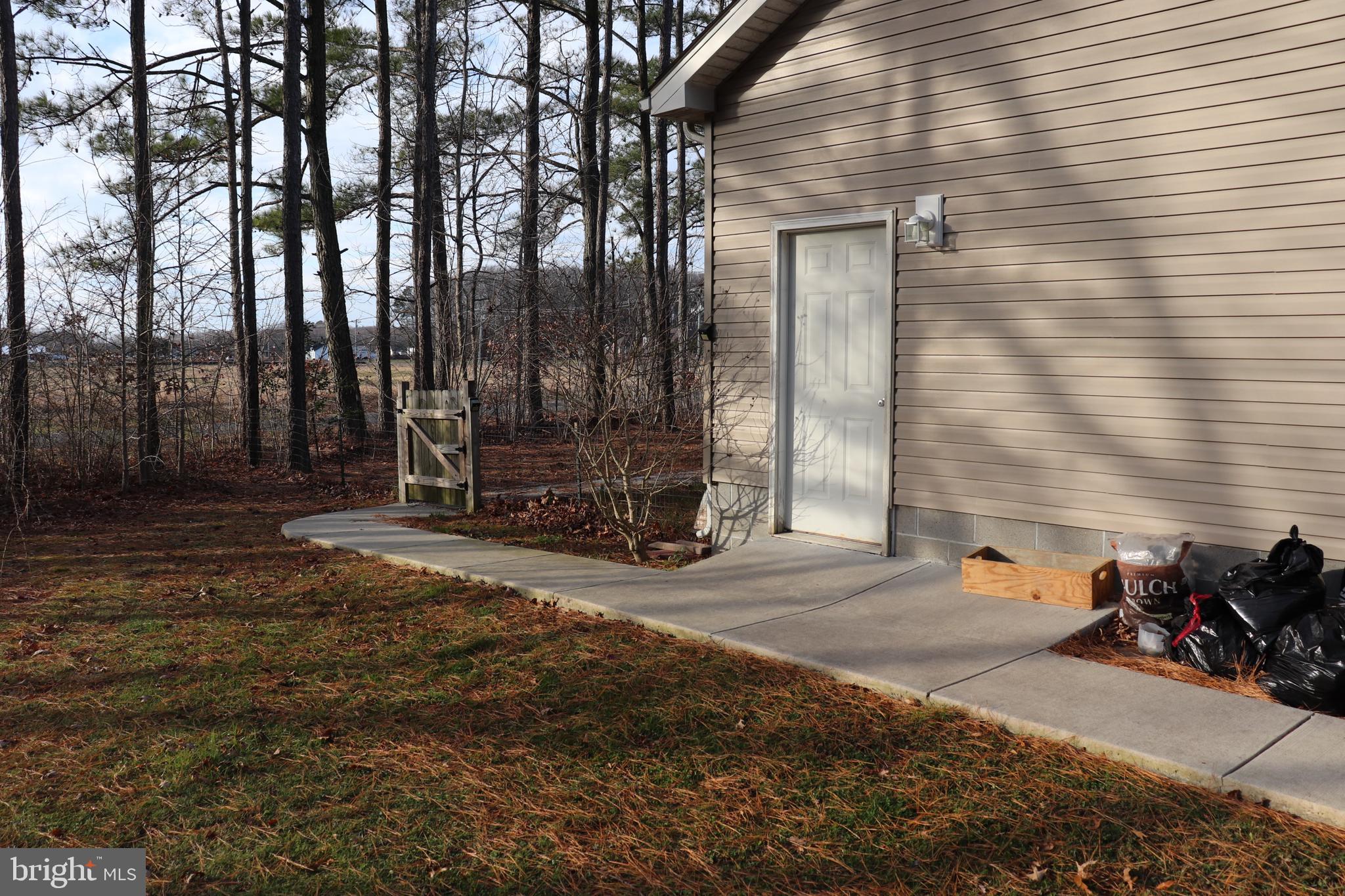 FENWICK WEST - Residential