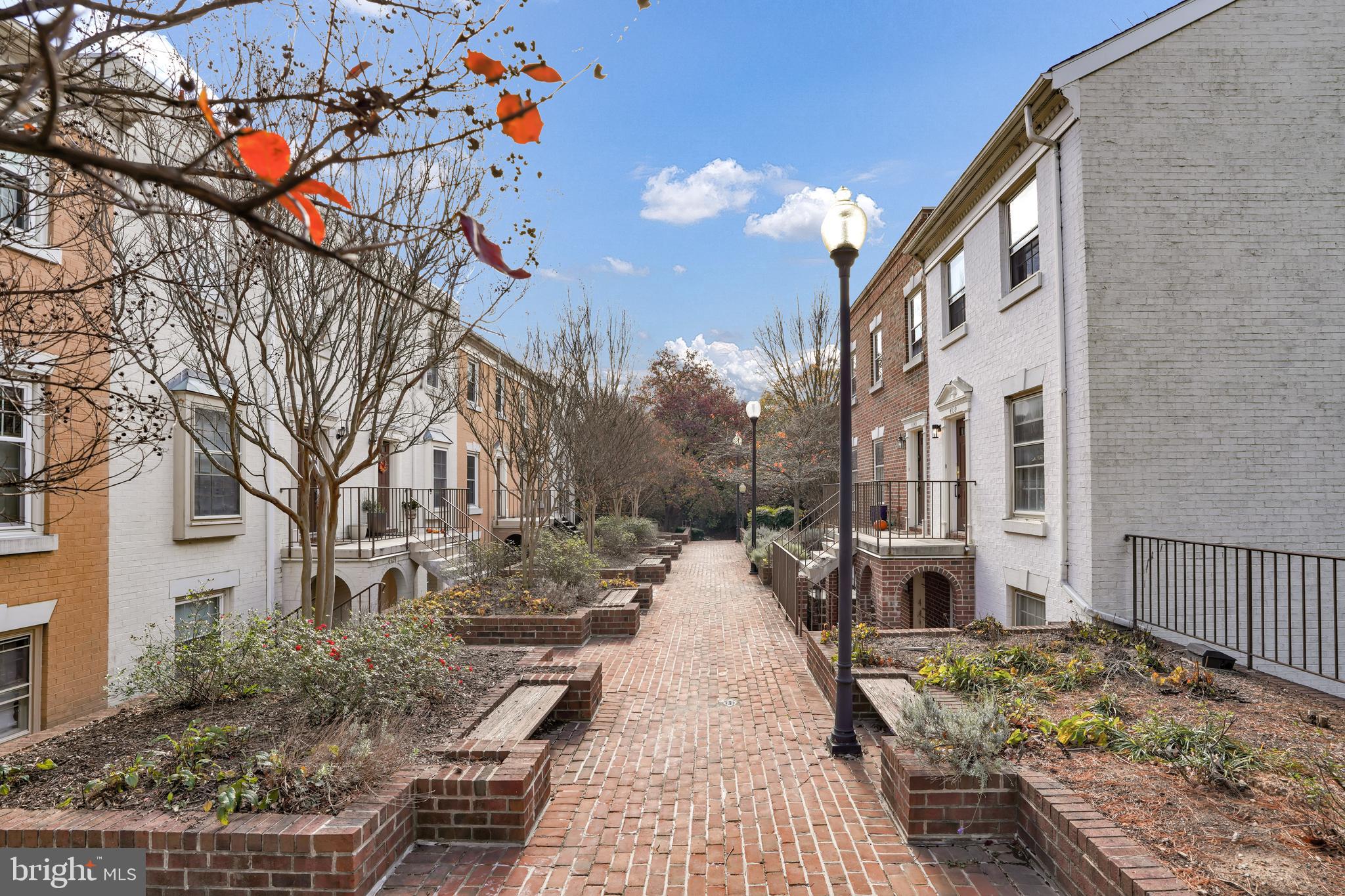 4339 MASSACHUSETTS AVENUE NW 4339