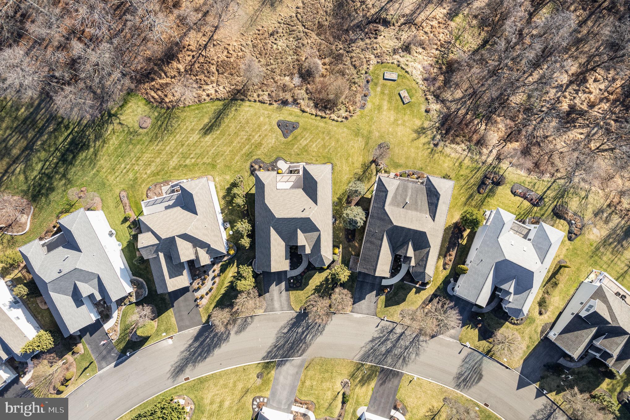 WITNEY RIDGE - Residential