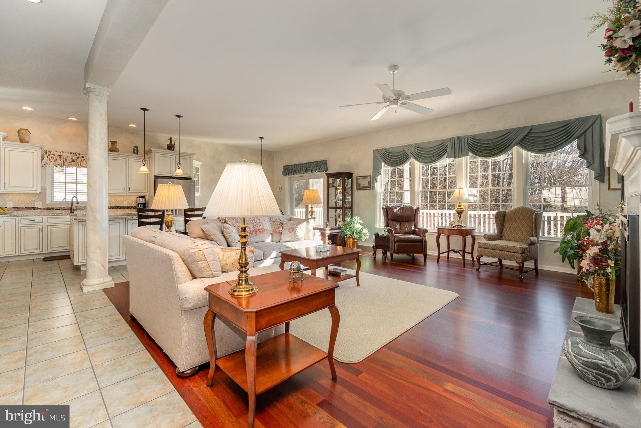 WITNEY RIDGE - Residential