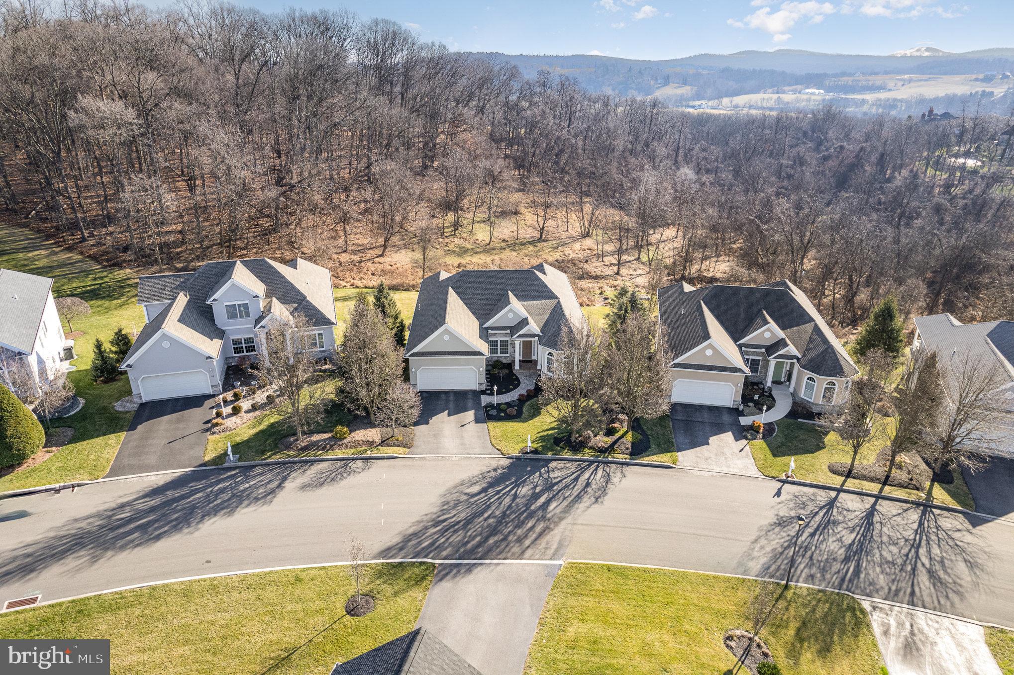 WITNEY RIDGE - Residential