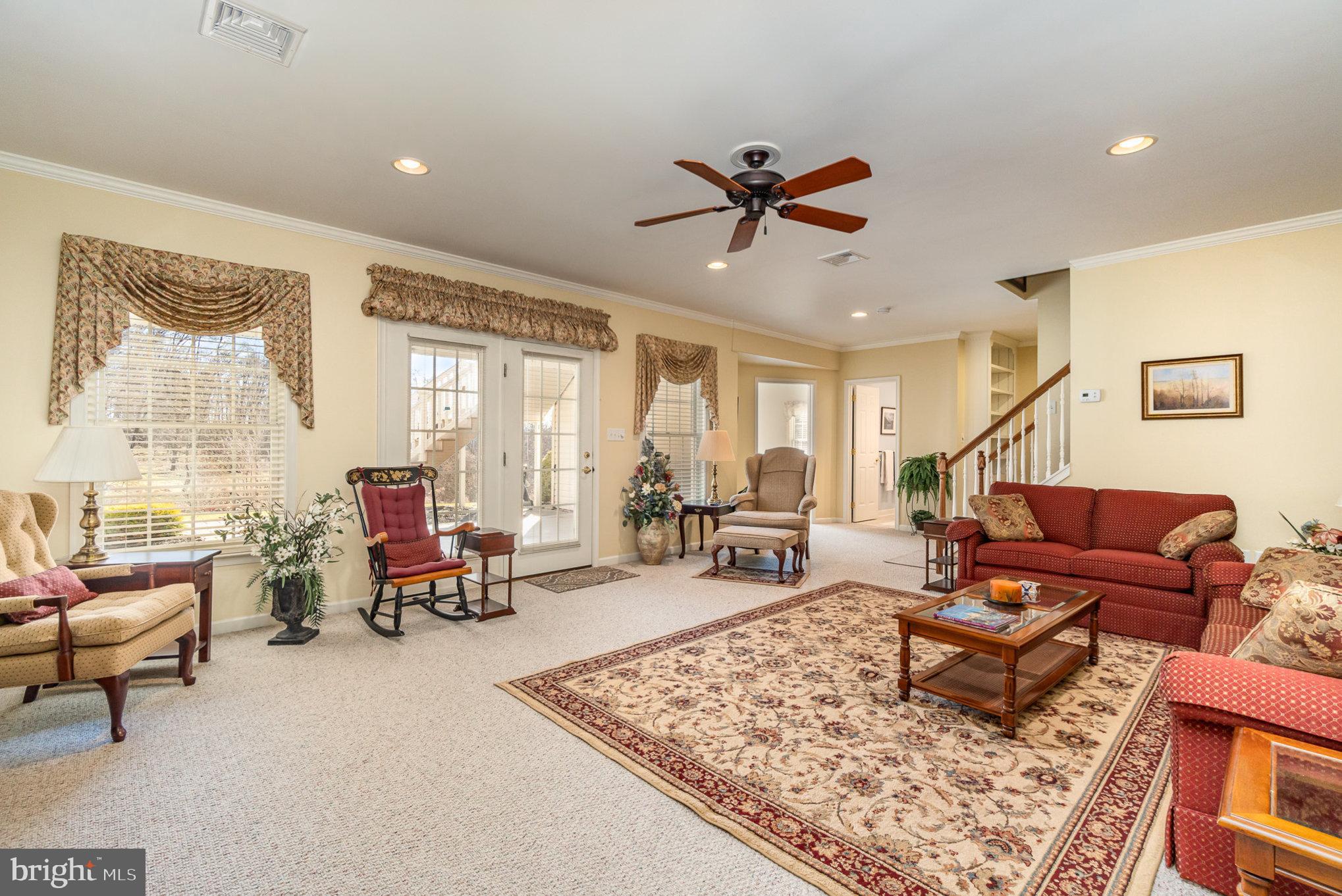 WITNEY RIDGE - Residential