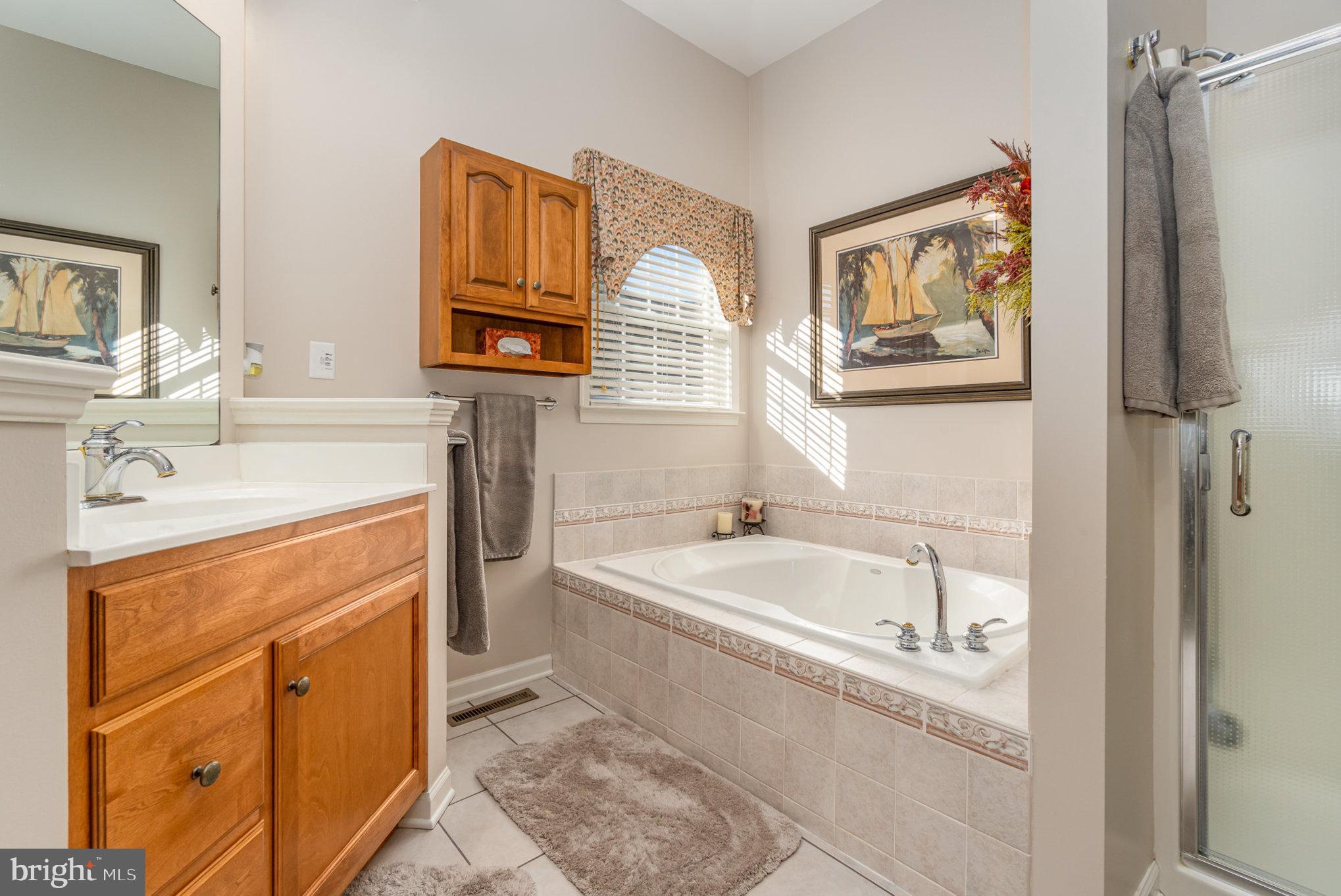 WITNEY RIDGE - Residential