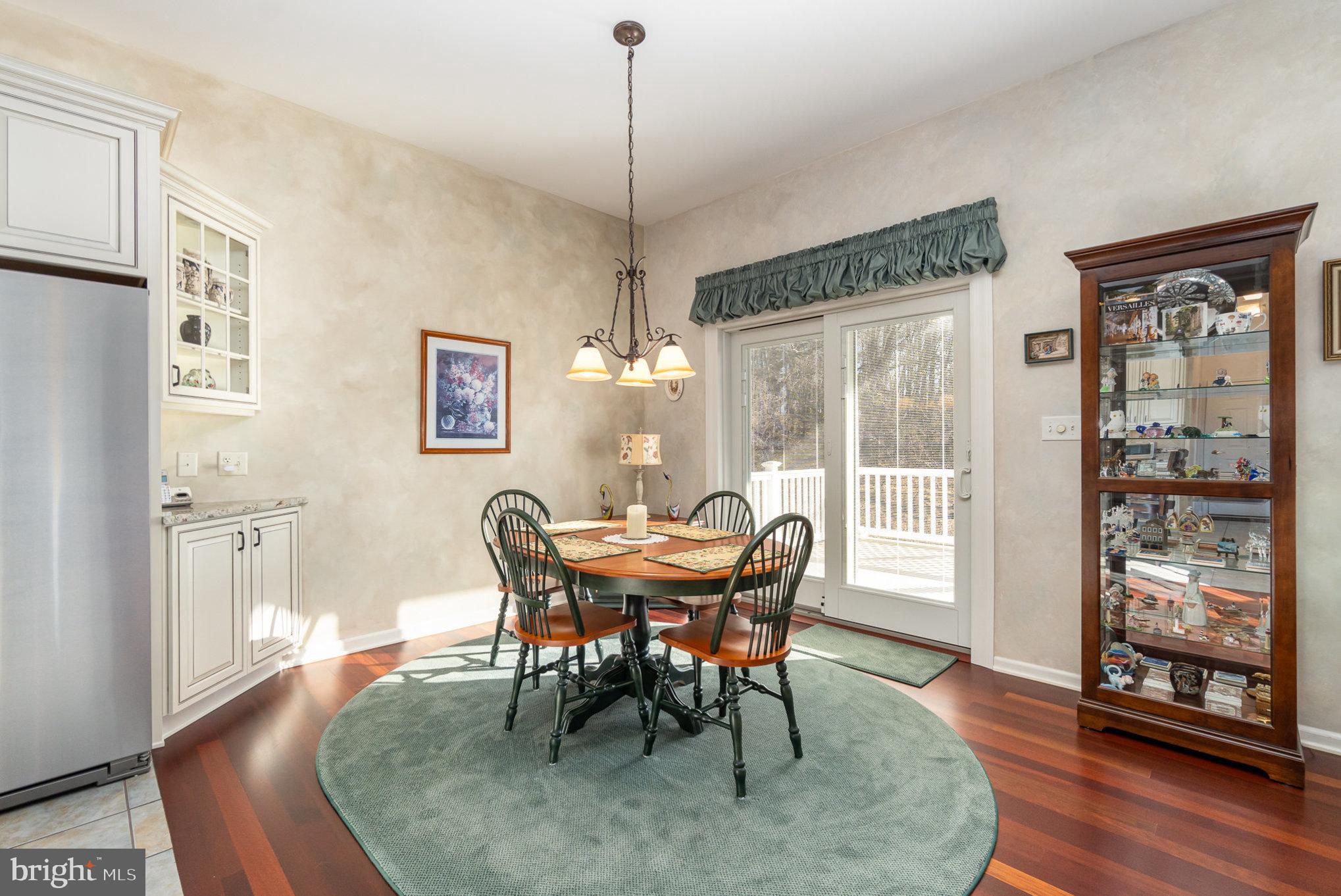 WITNEY RIDGE - Residential