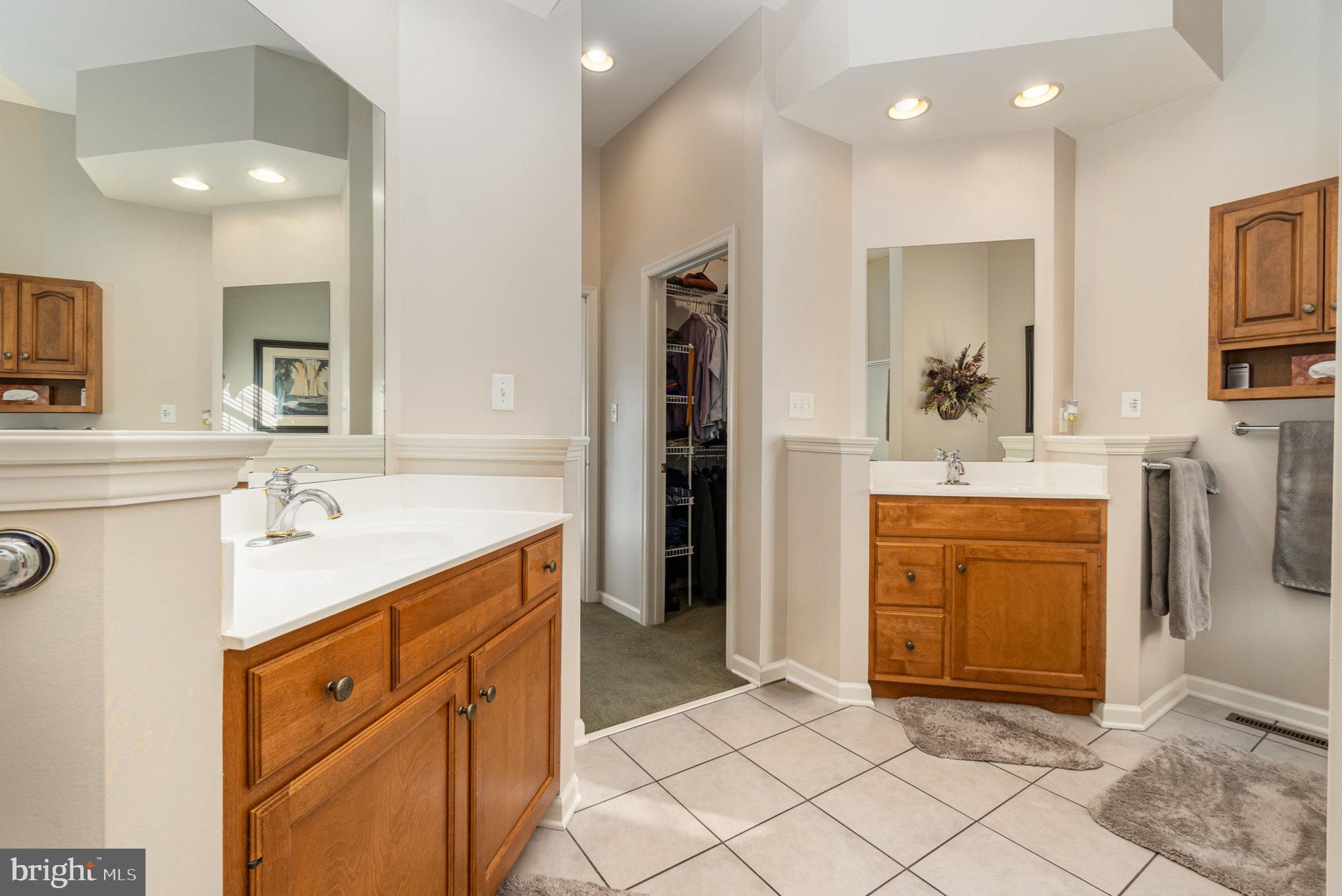 WITNEY RIDGE - Residential