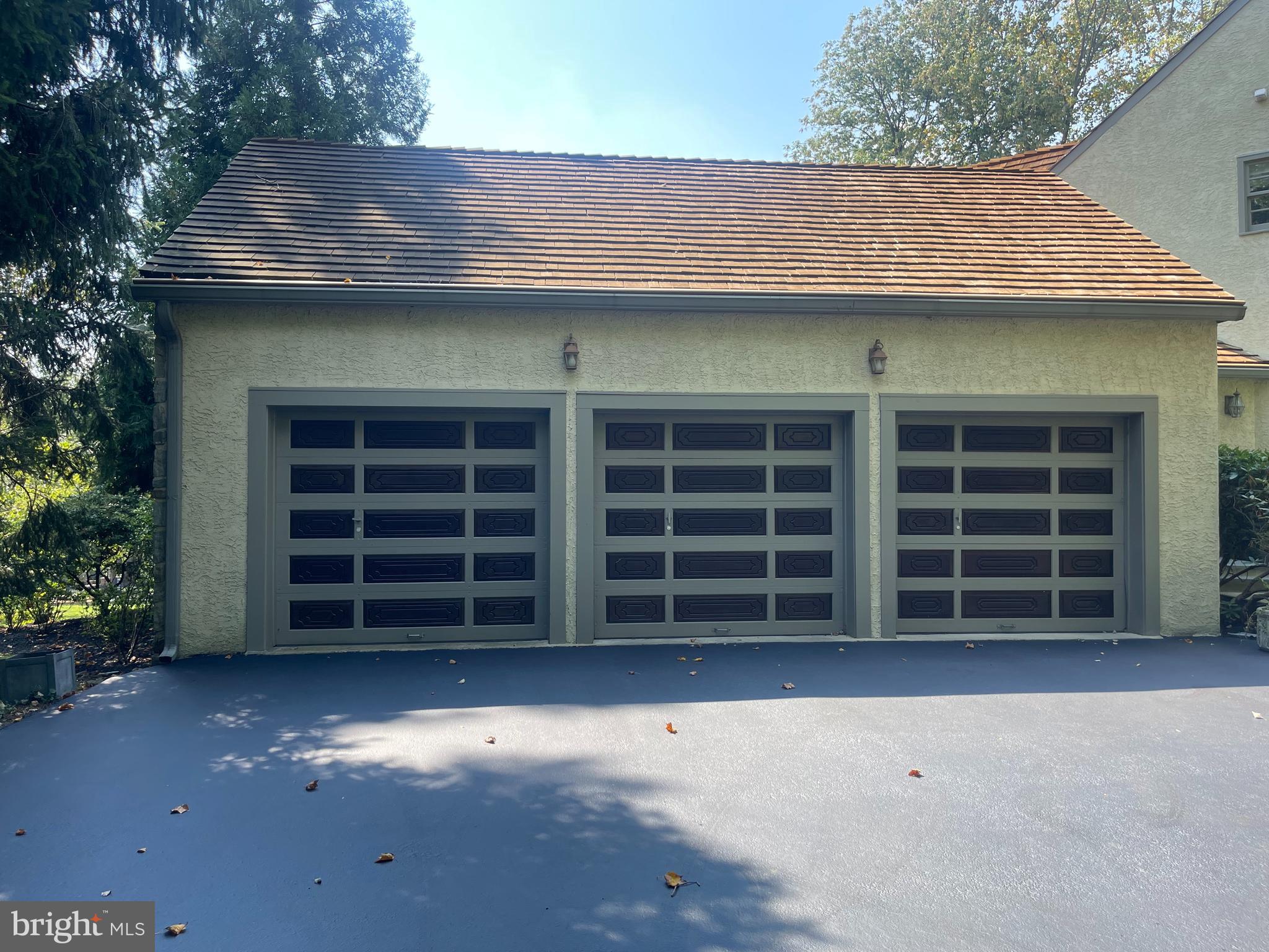 SPRINGTON POINTE - Residential