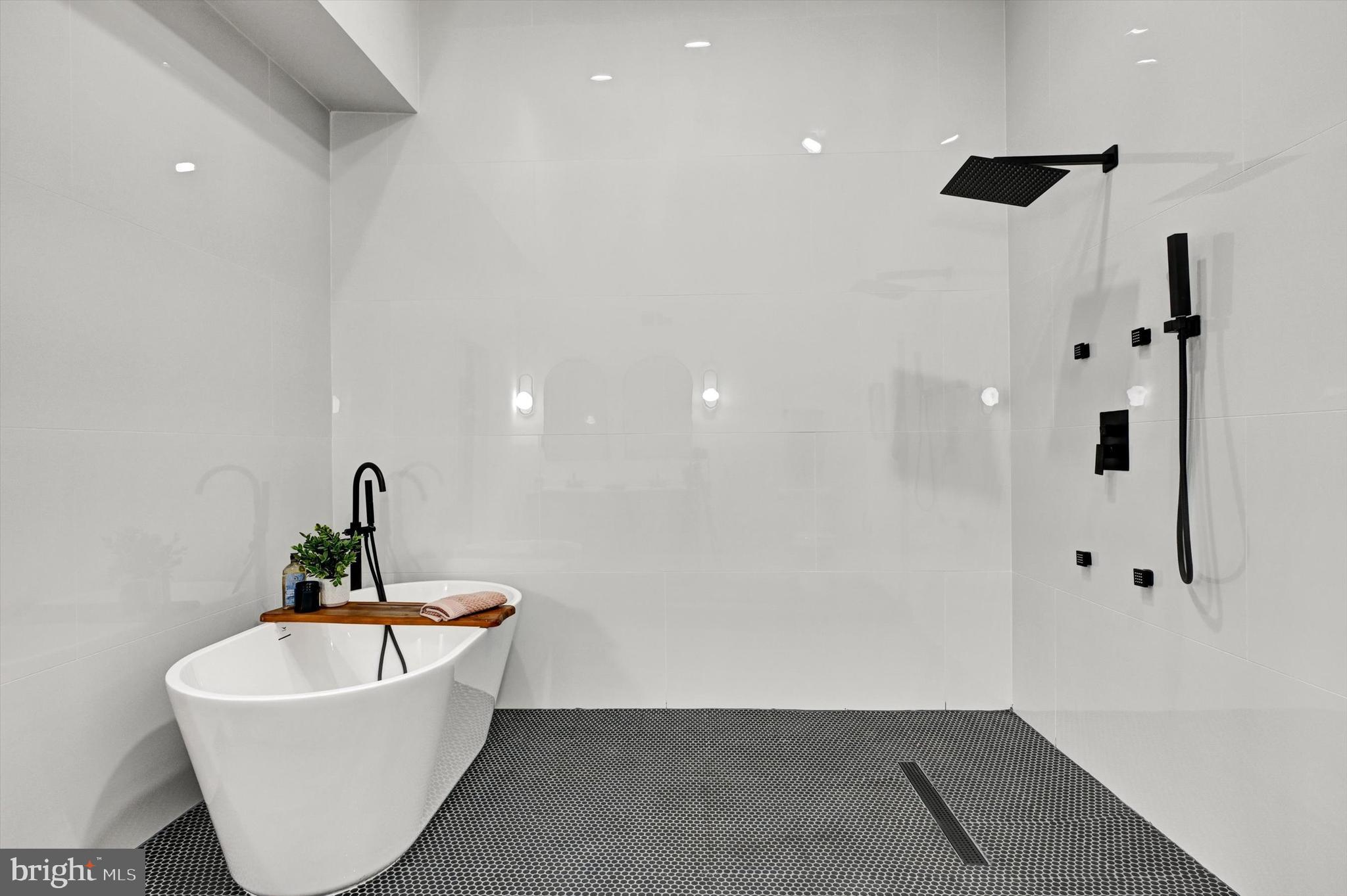 GWYNN OAK - Residential